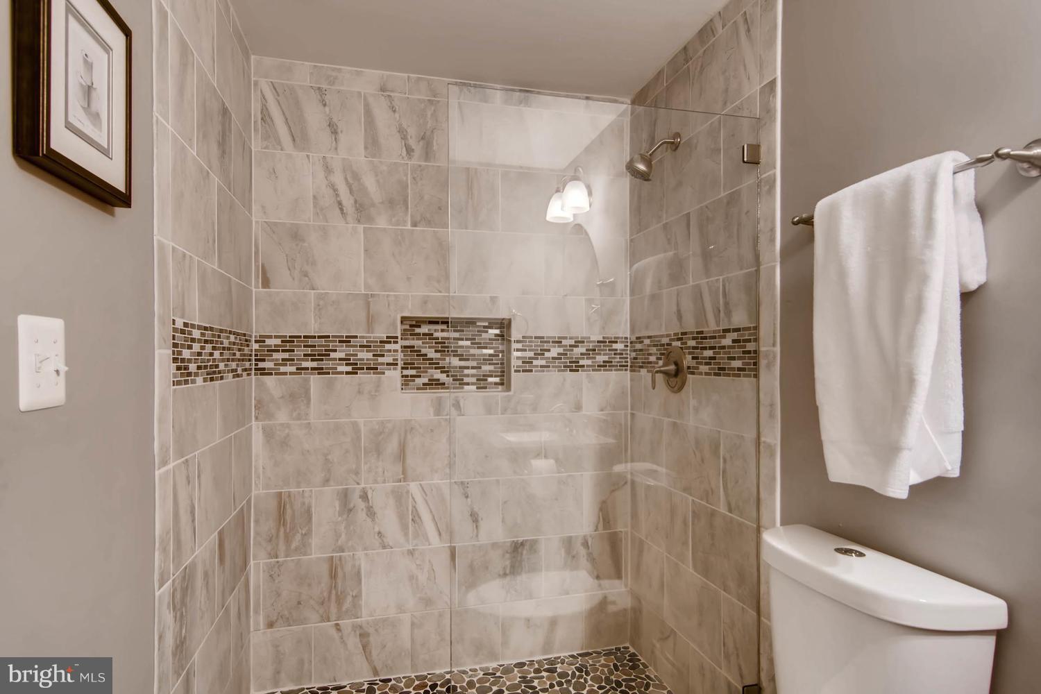 VALLEYWOOD AT FIVE FARMS - Residential