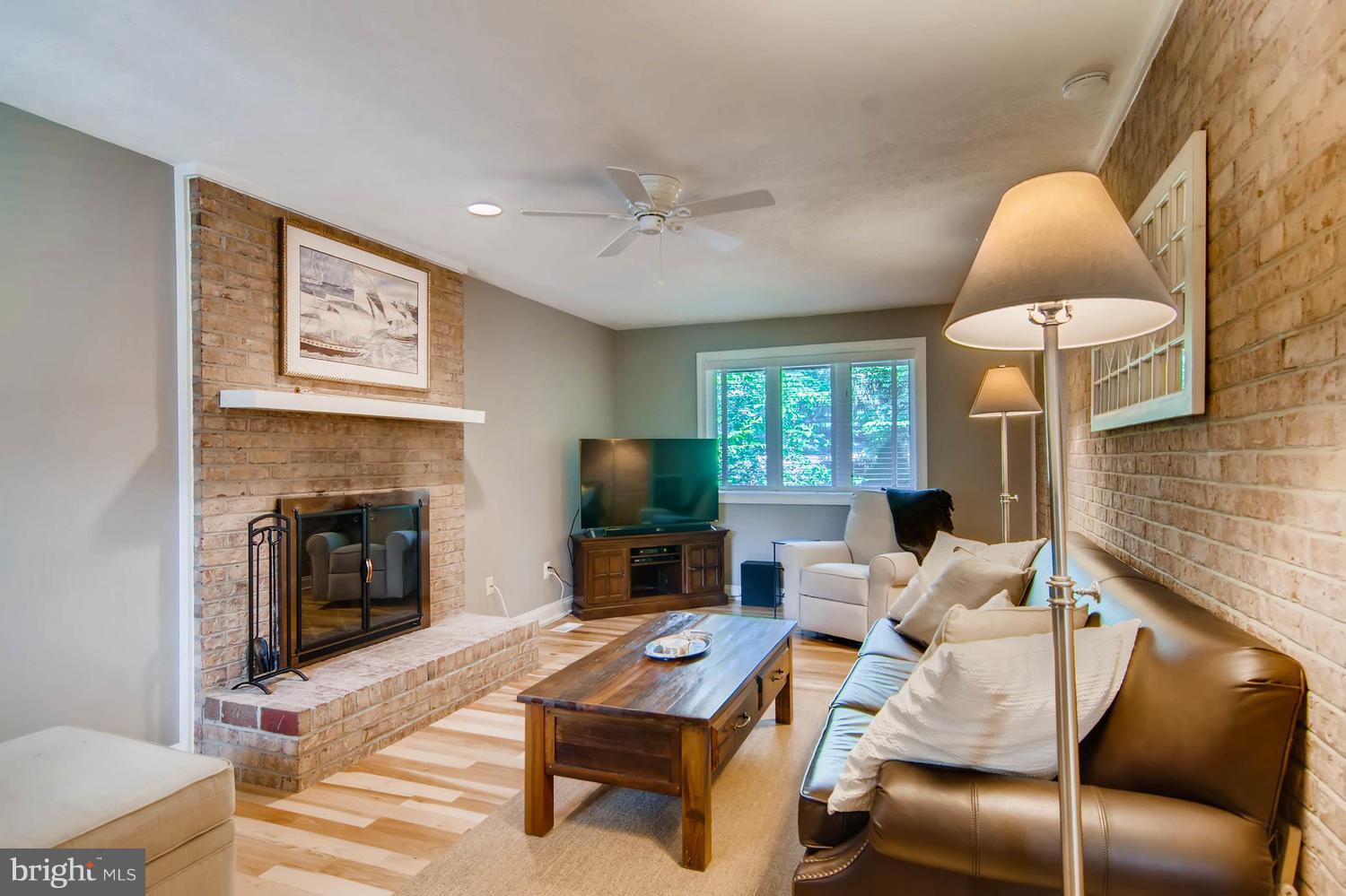 VALLEYWOOD AT FIVE FARMS - Residential