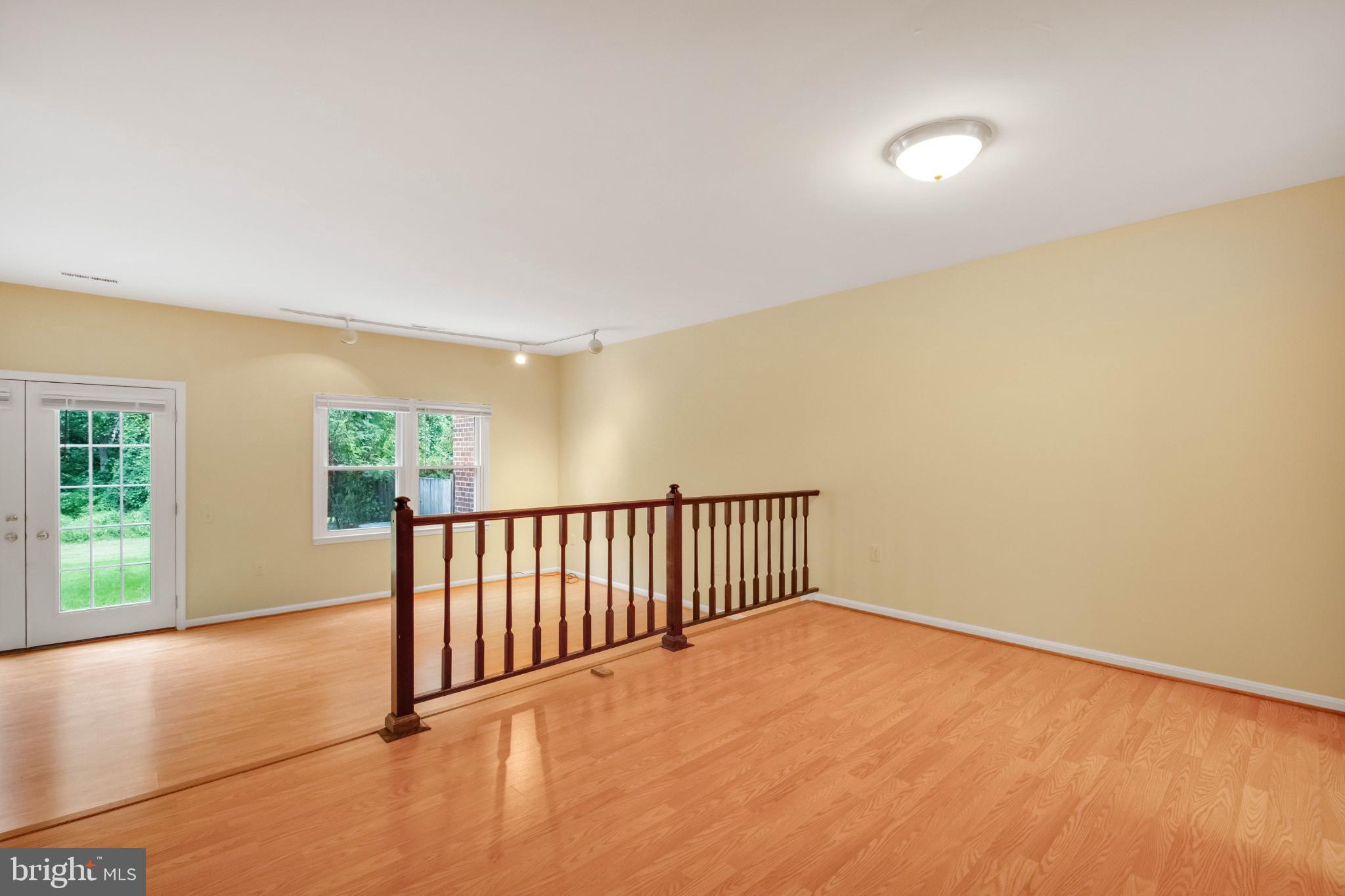 INVERNESS KNOLLS - Residential