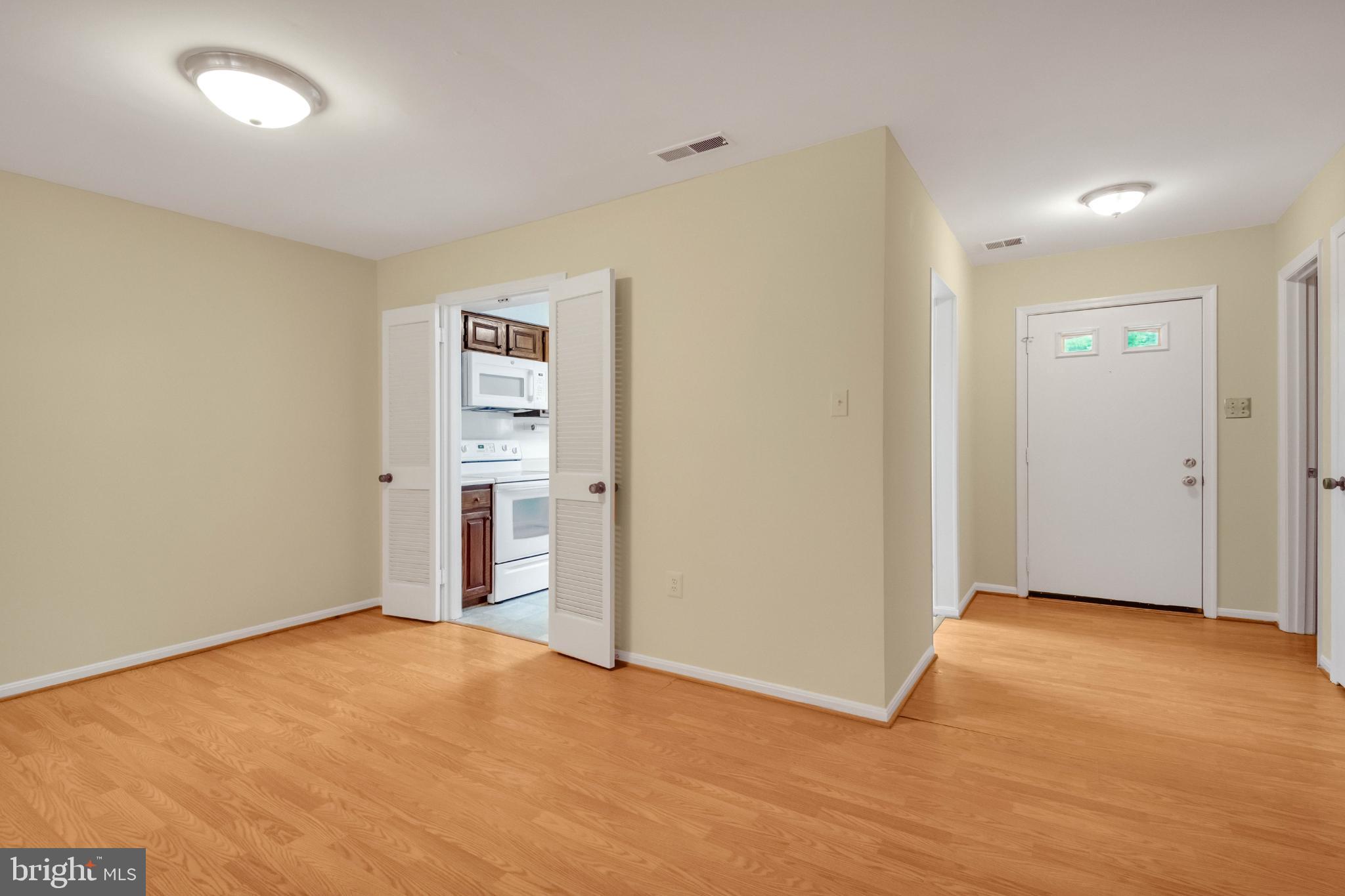 INVERNESS KNOLLS - Residential