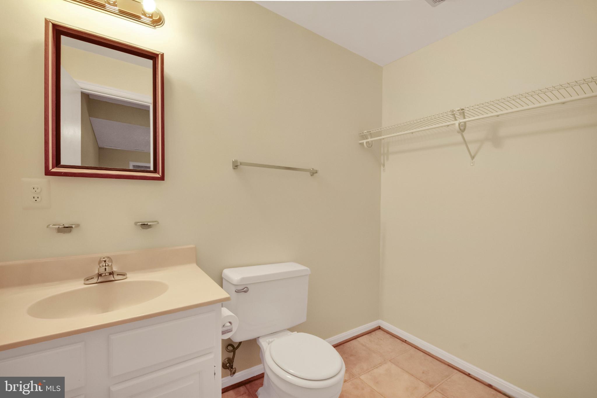 INVERNESS KNOLLS - Residential