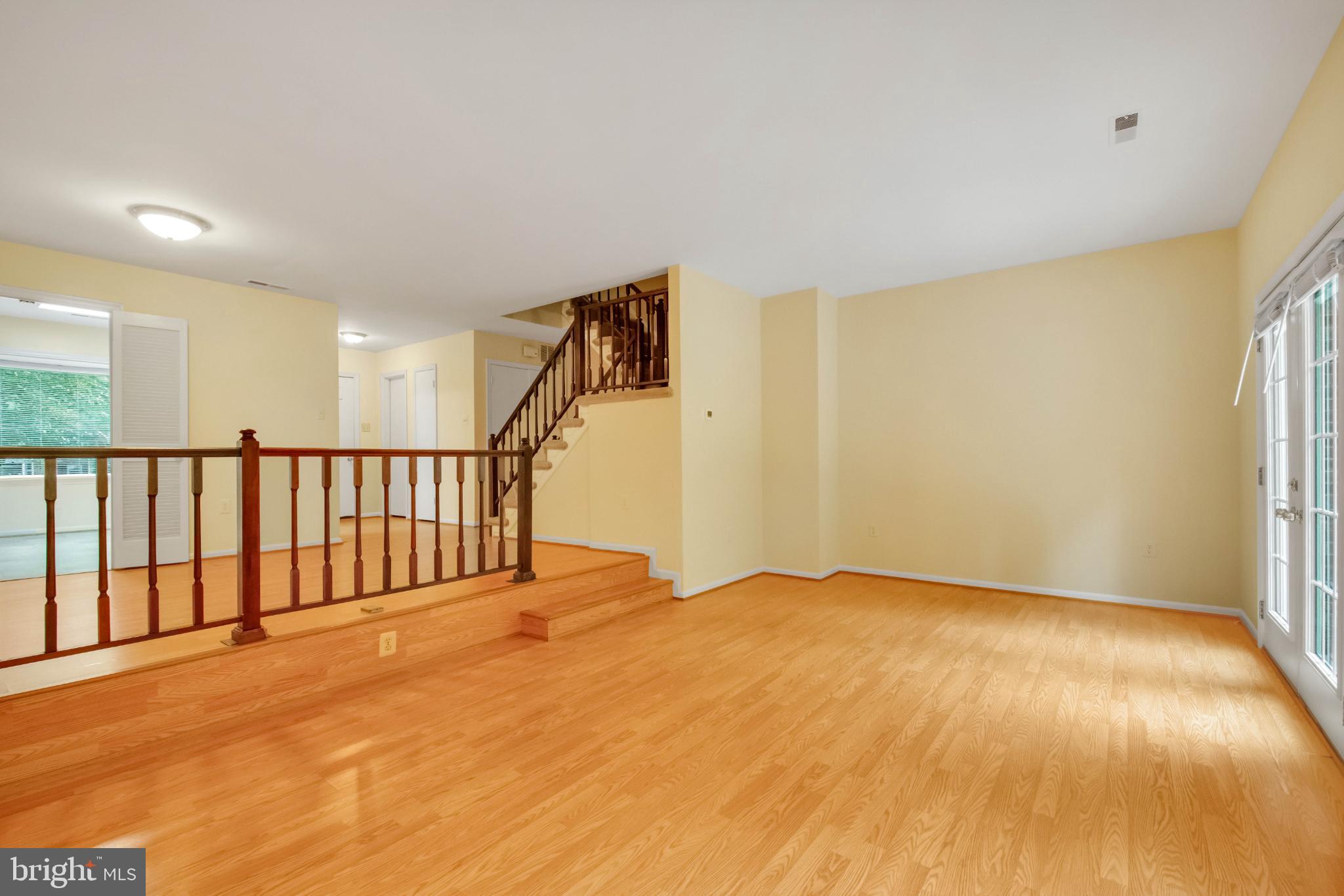 INVERNESS KNOLLS - Residential