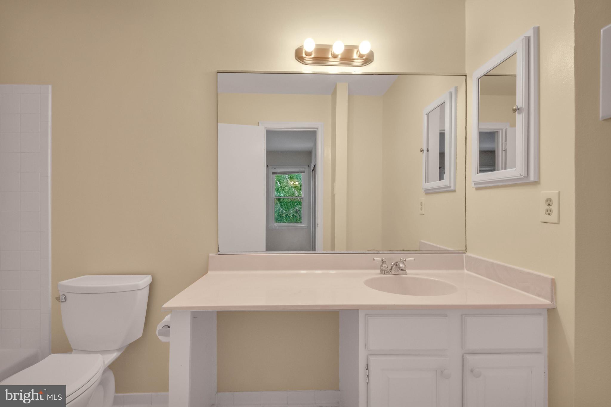 INVERNESS KNOLLS - Residential