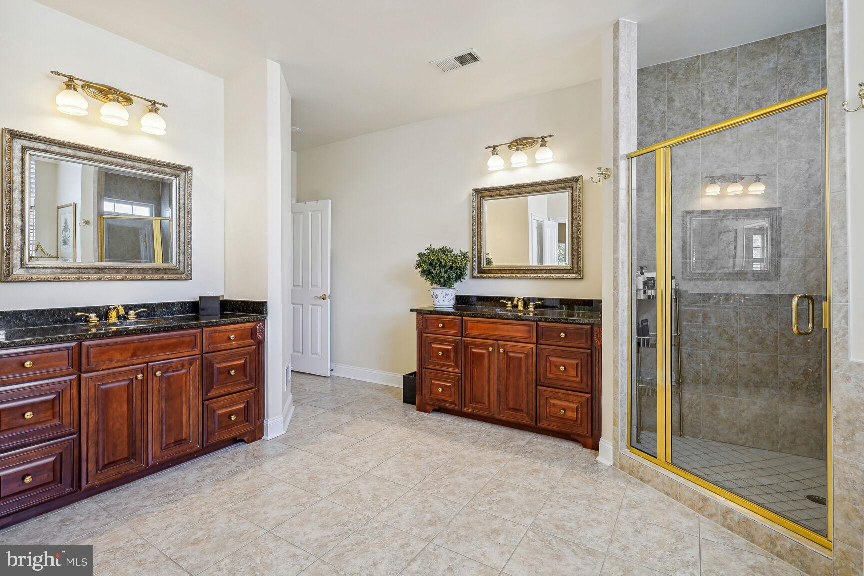 CHALICE CREST - Residential