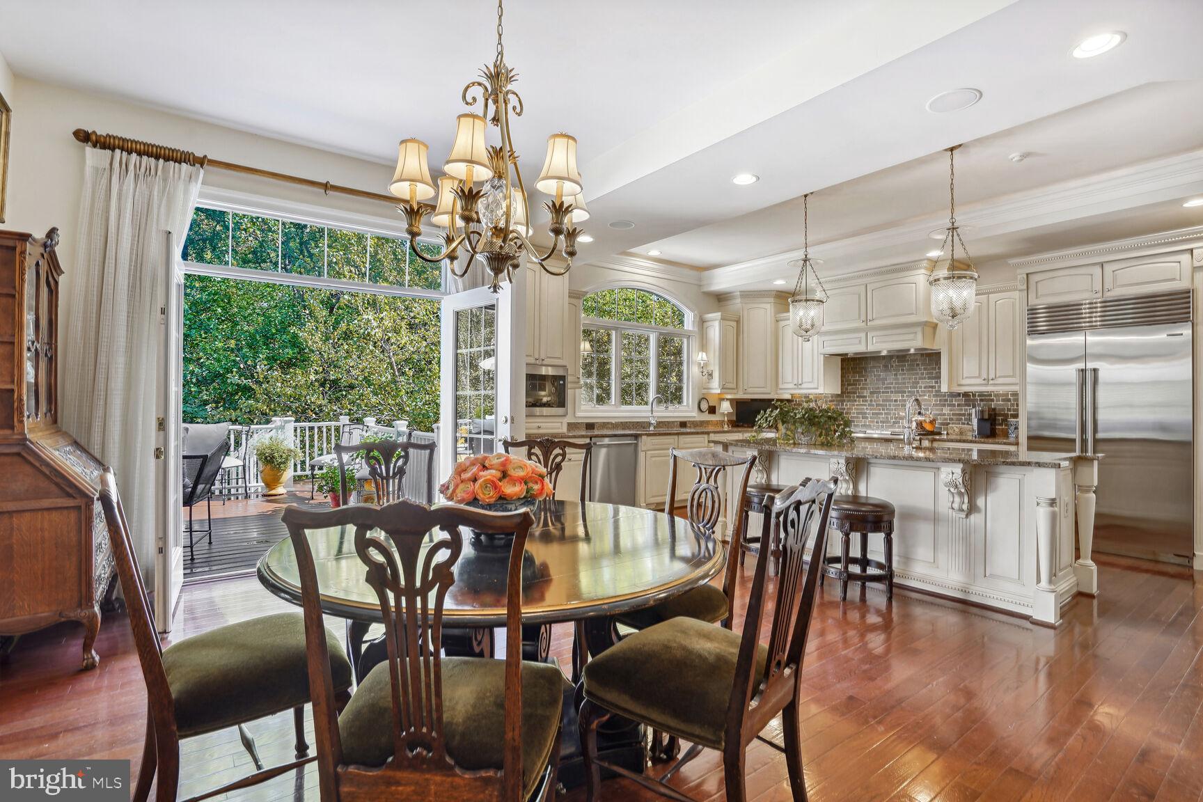 CHALICE CREST - Residential