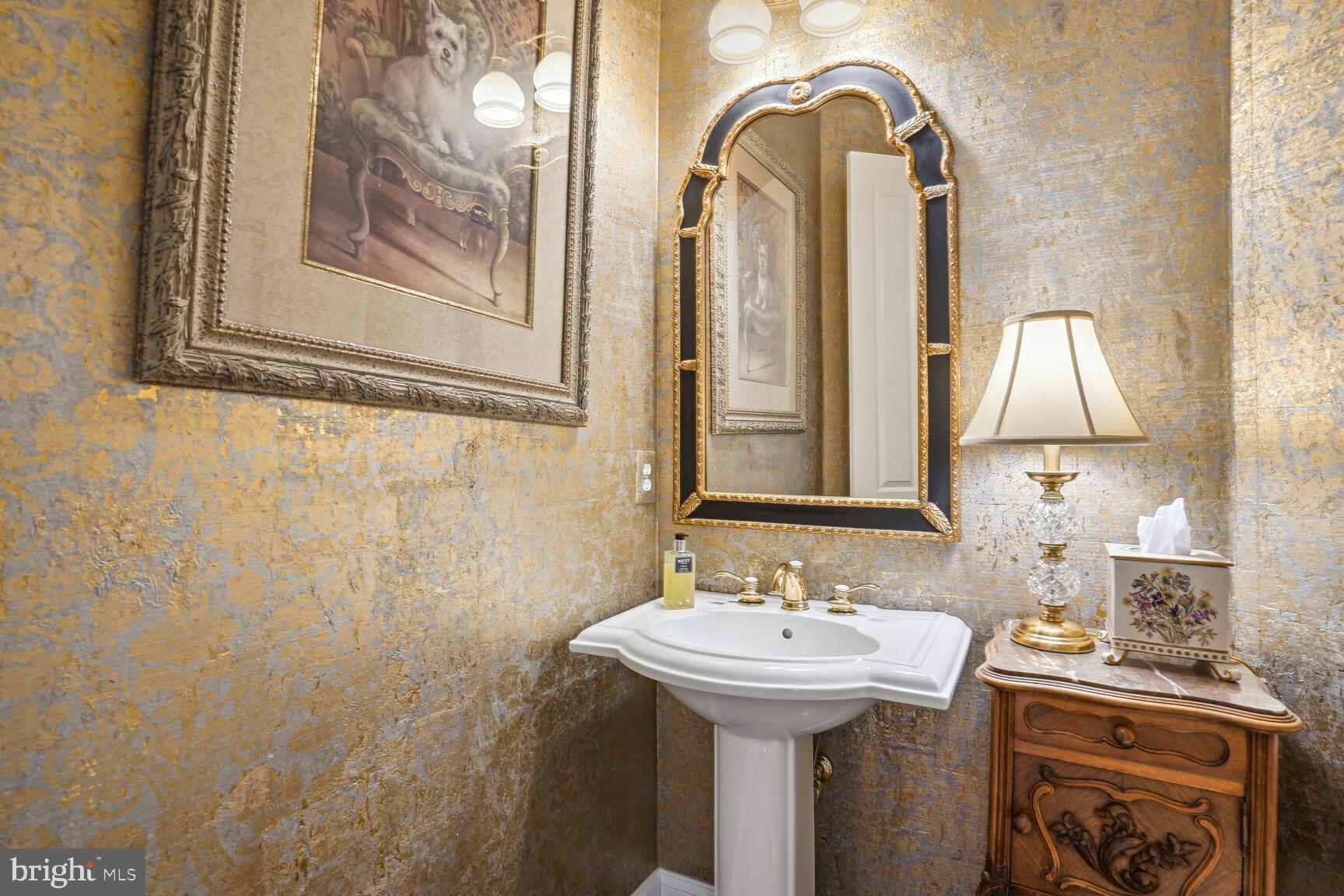 CHALICE CREST - Residential