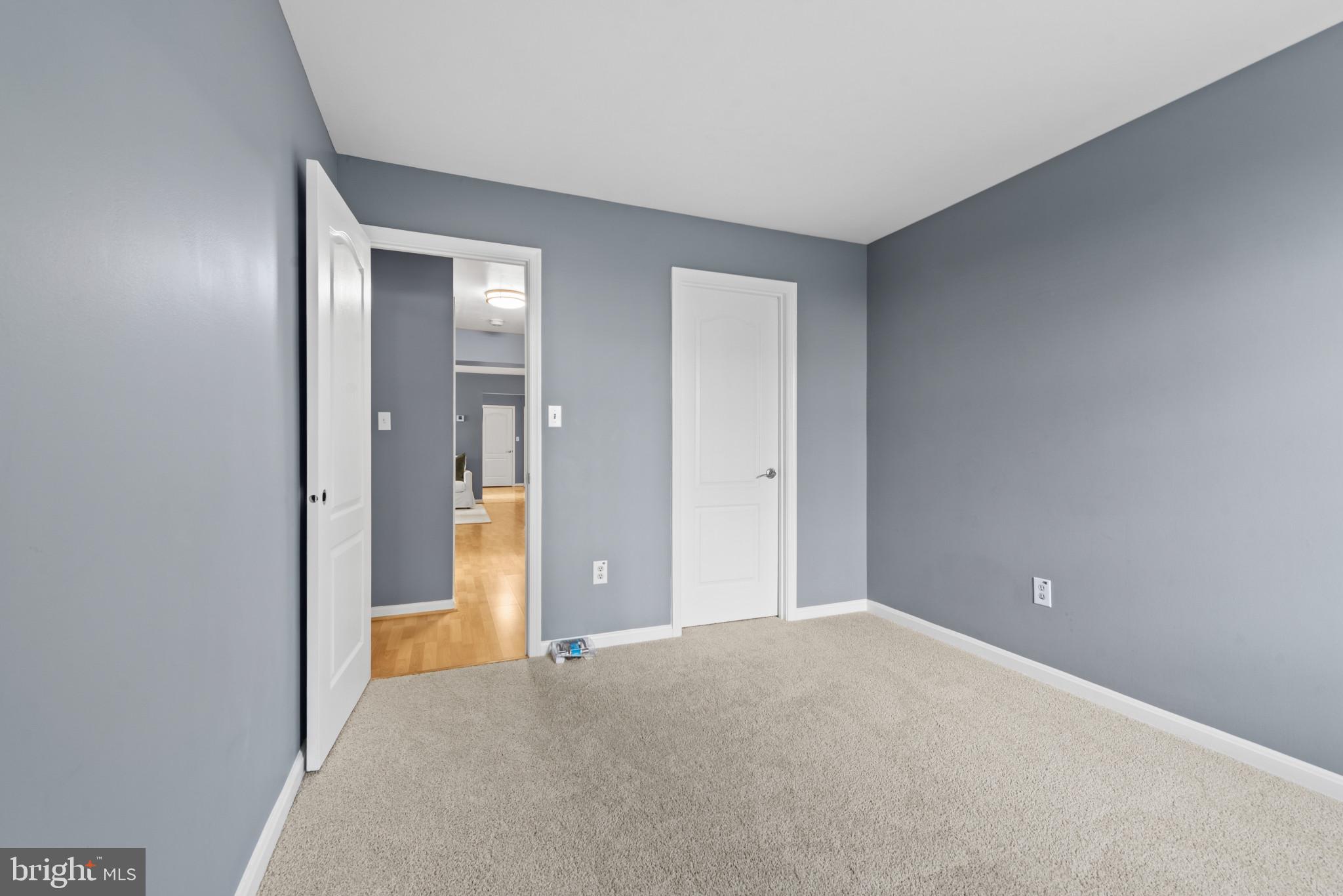 MONTGOMERY RUN - Residential