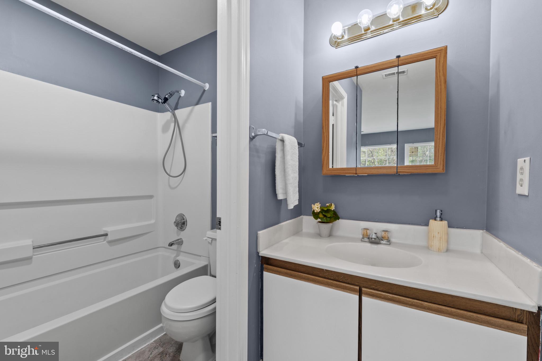 MONTGOMERY RUN - Residential