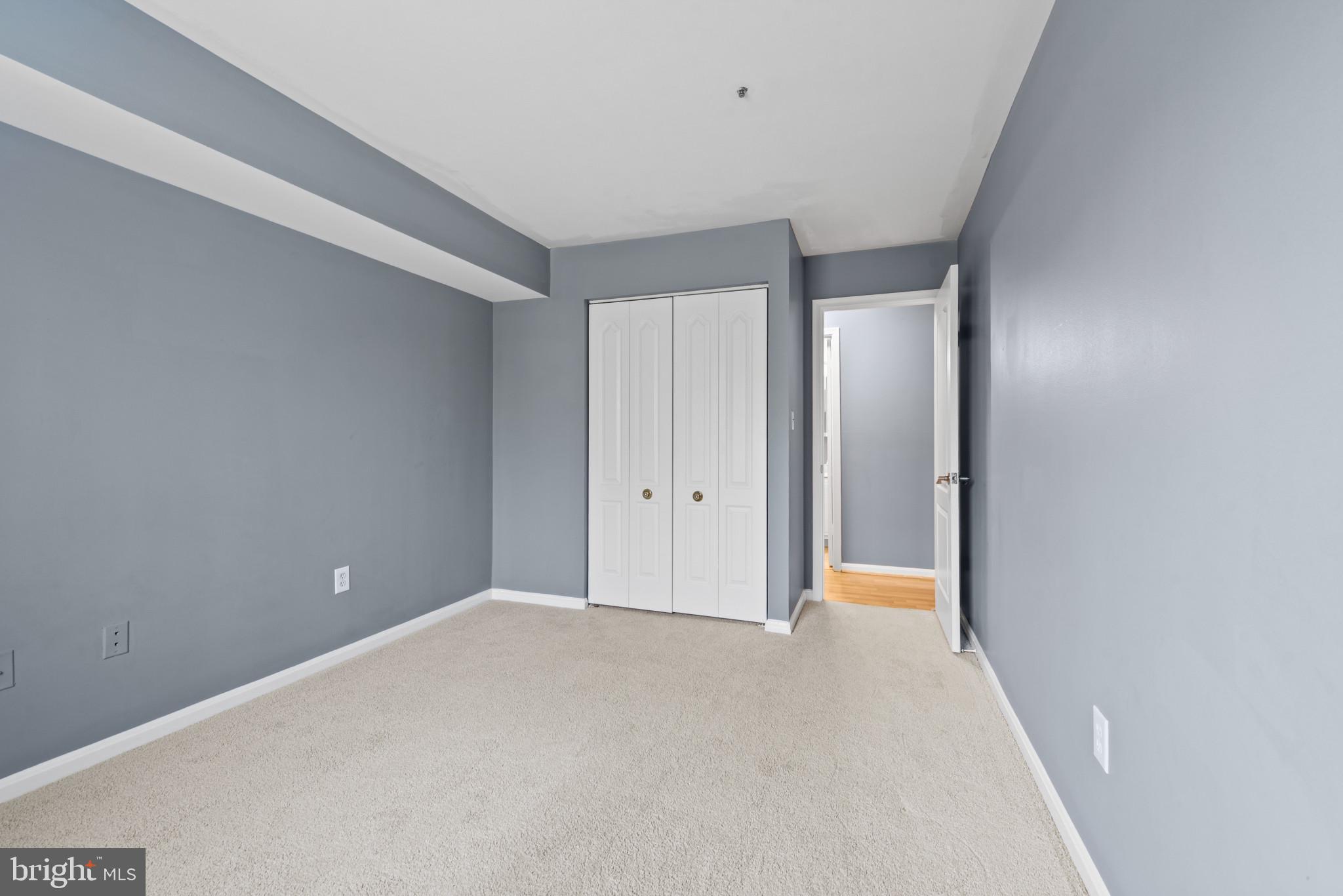 MONTGOMERY RUN - Residential