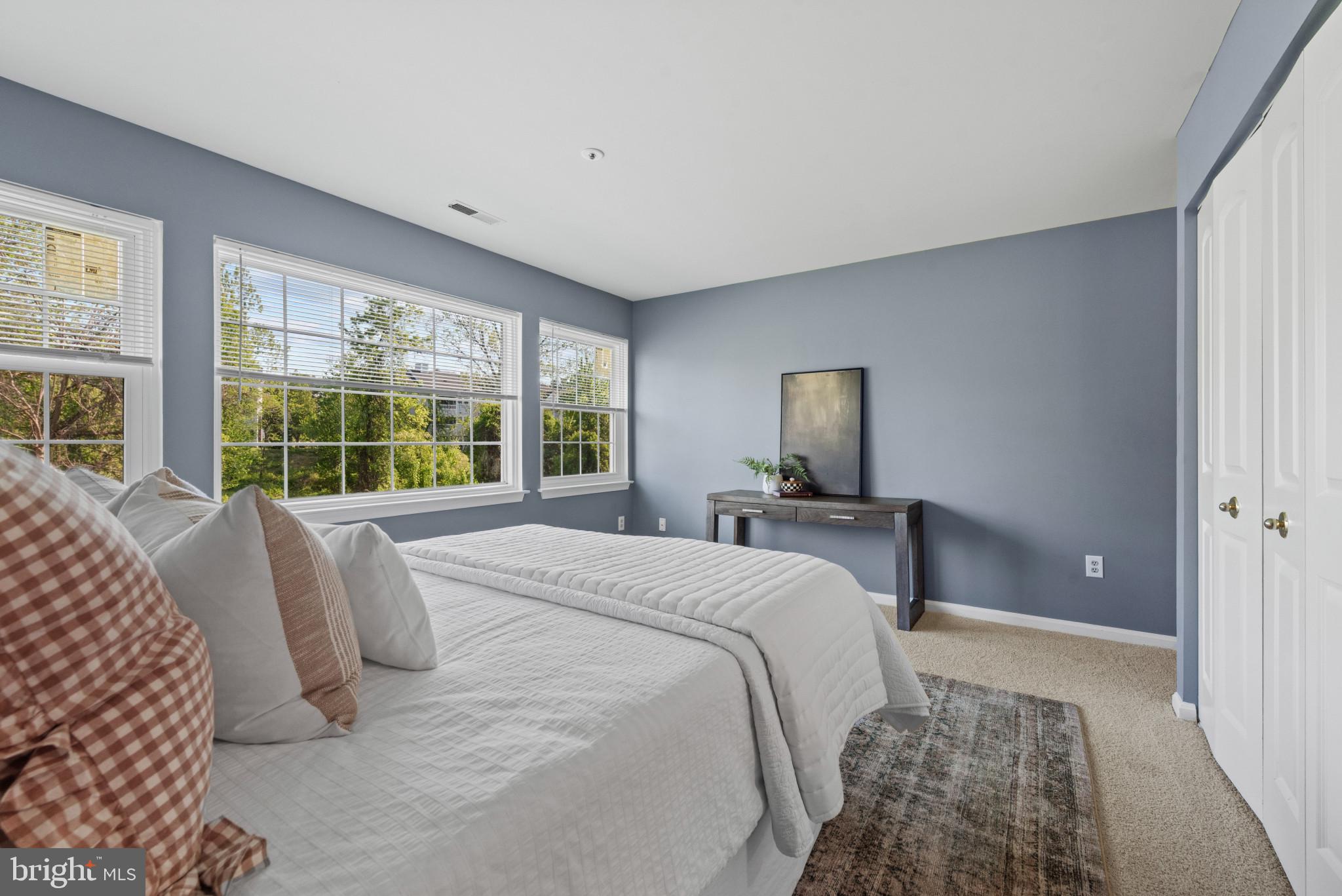 MONTGOMERY RUN - Residential