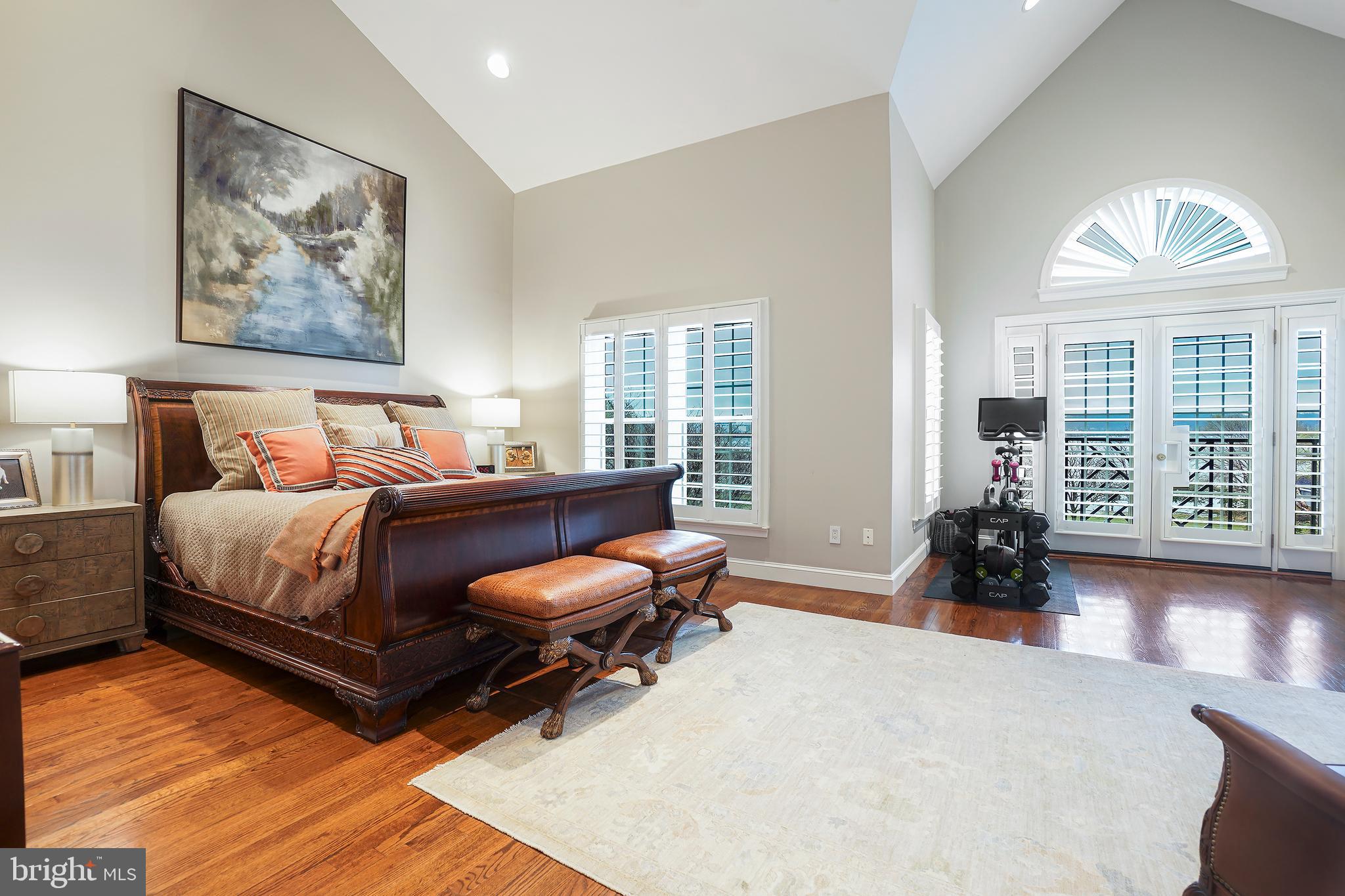 RIVERGATE - Residential