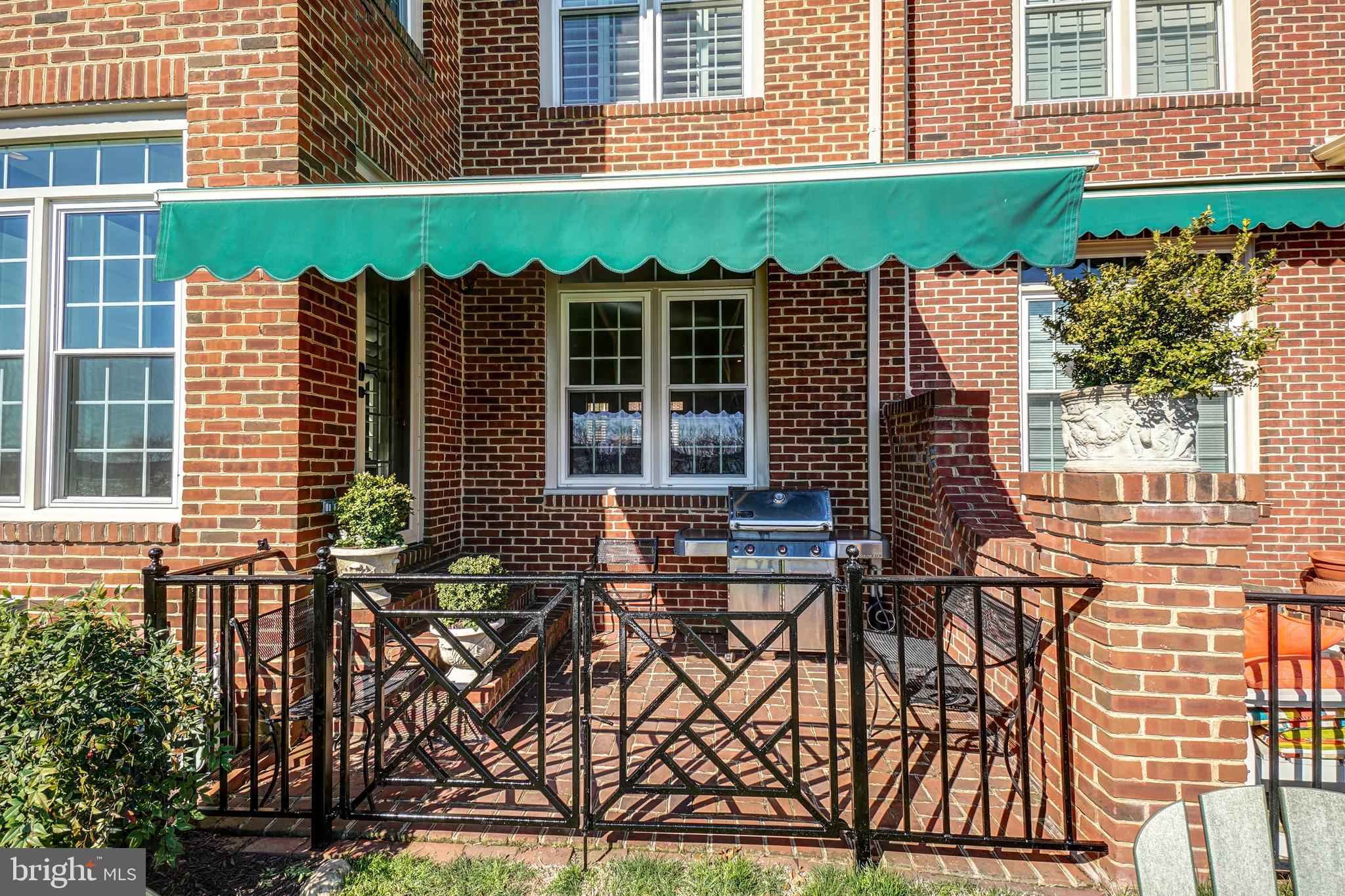 RIVERGATE - Residential