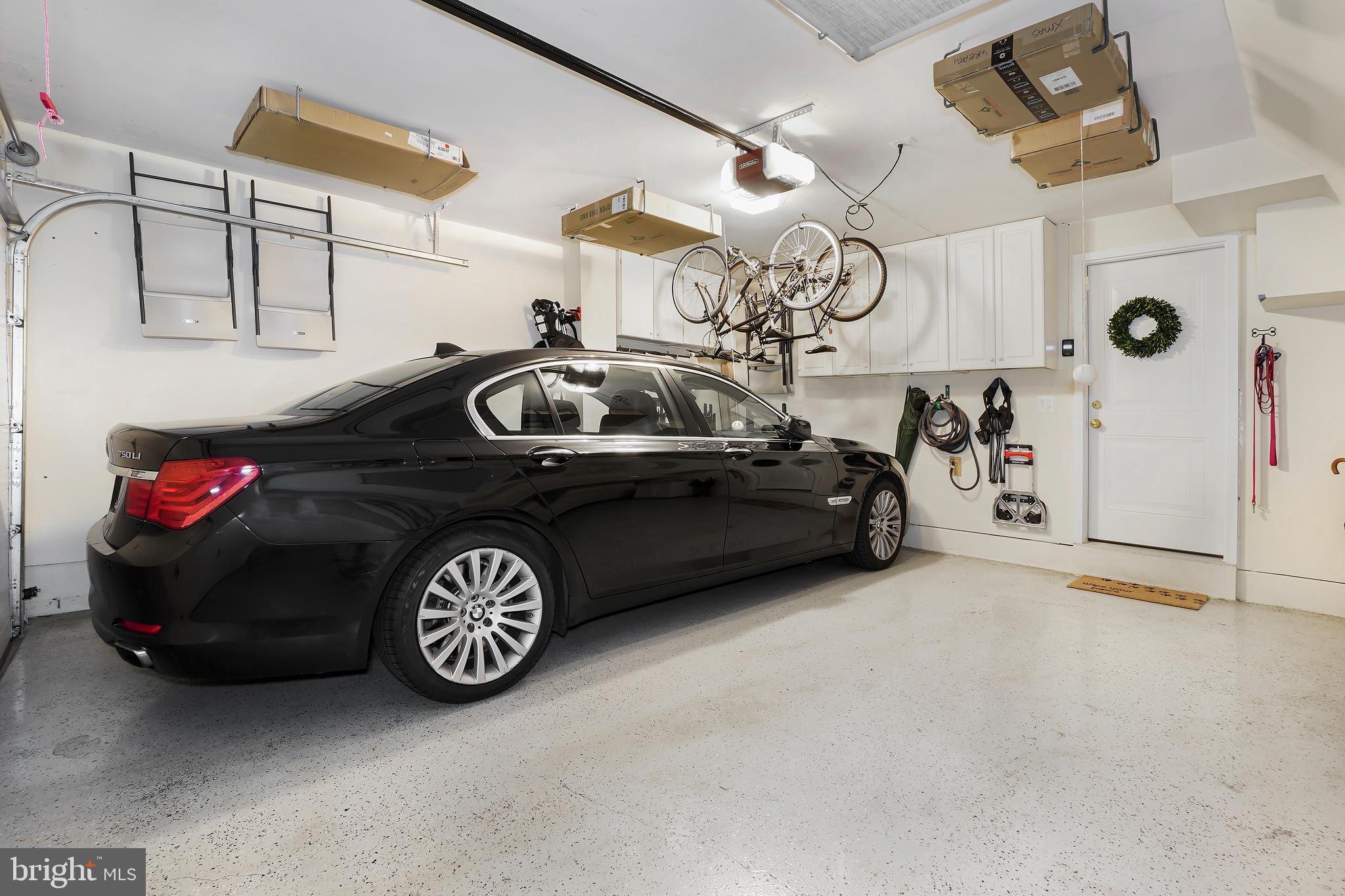 RIVERGATE - Residential