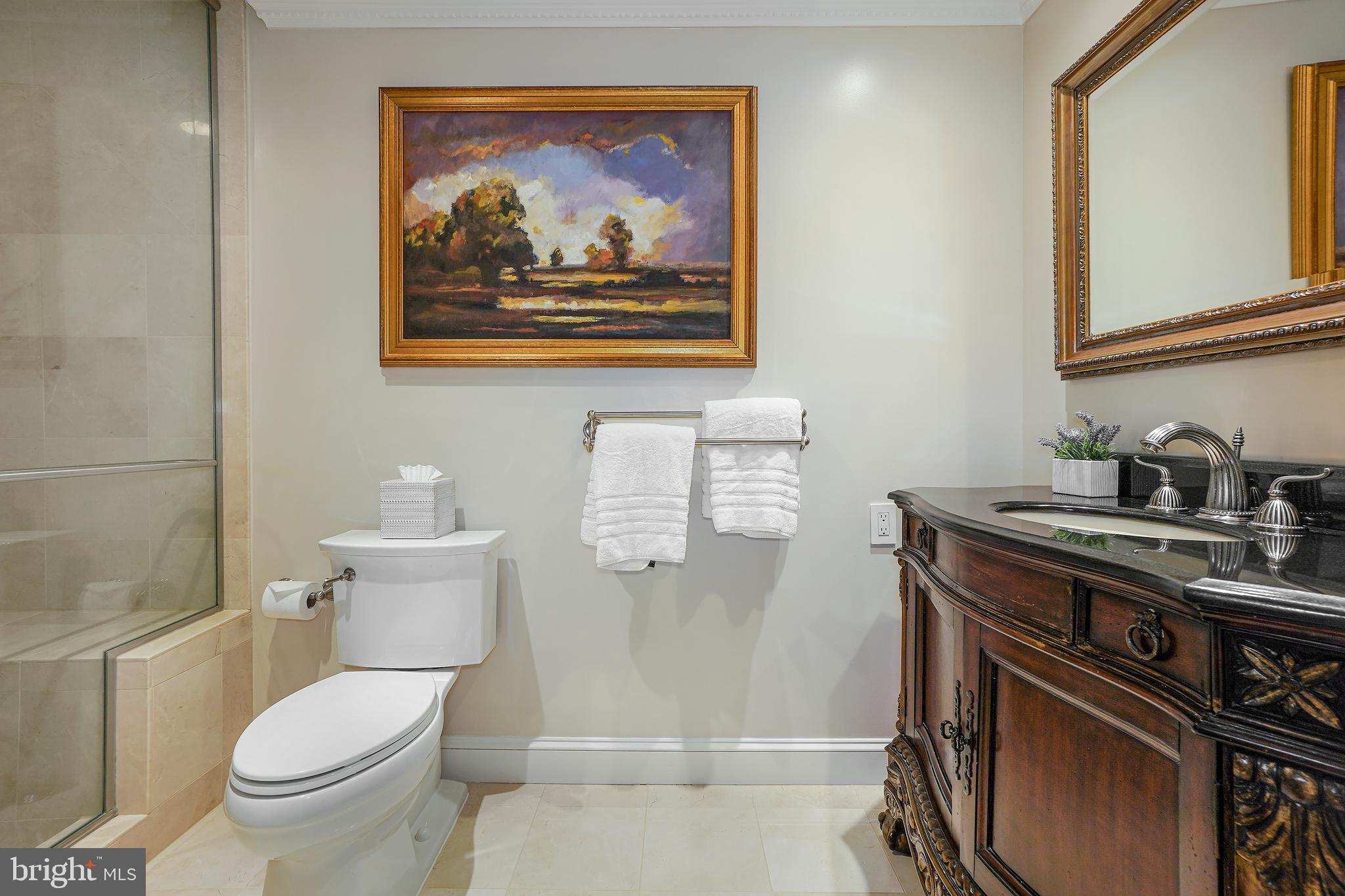 RIVERGATE - Residential