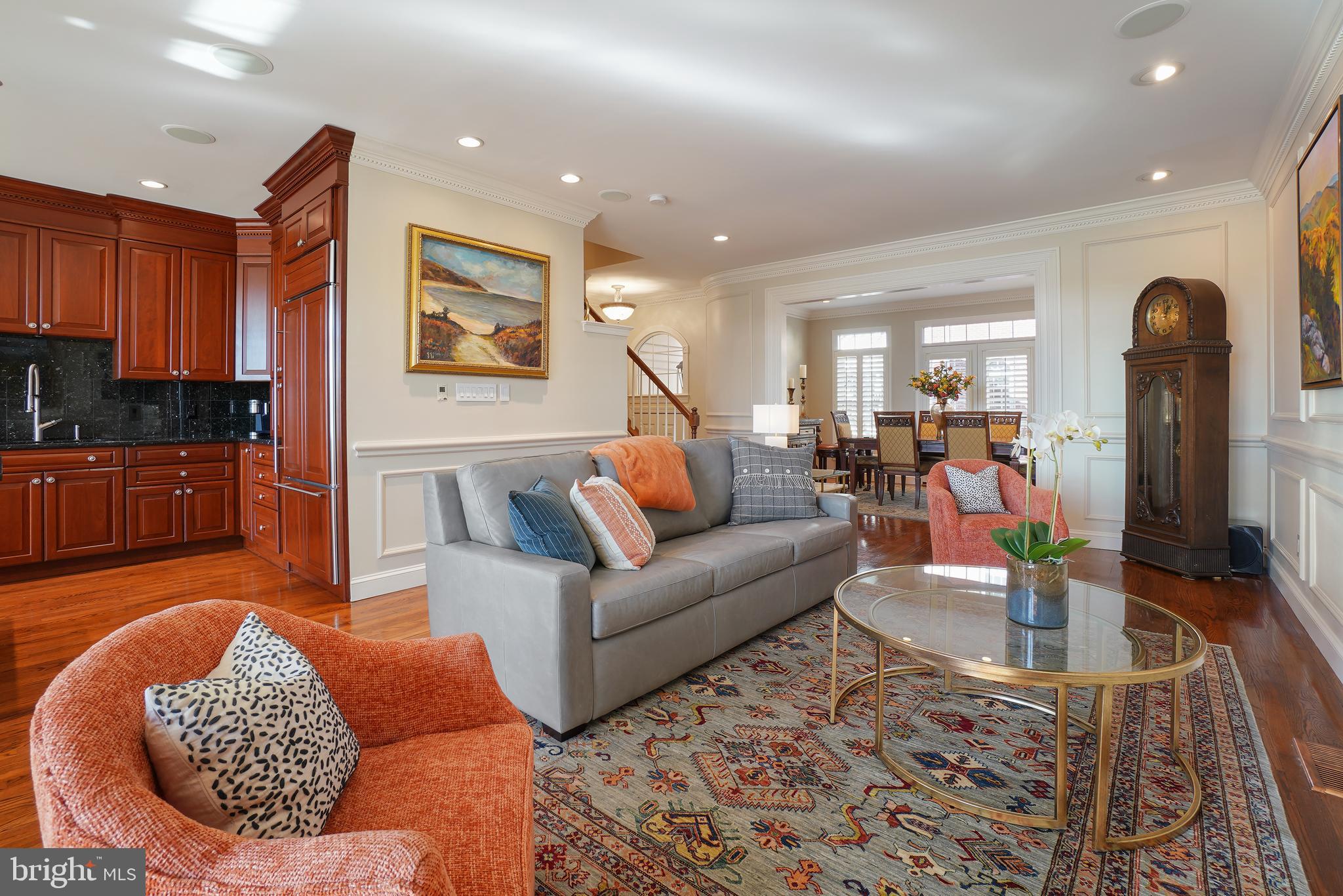 RIVERGATE - Residential