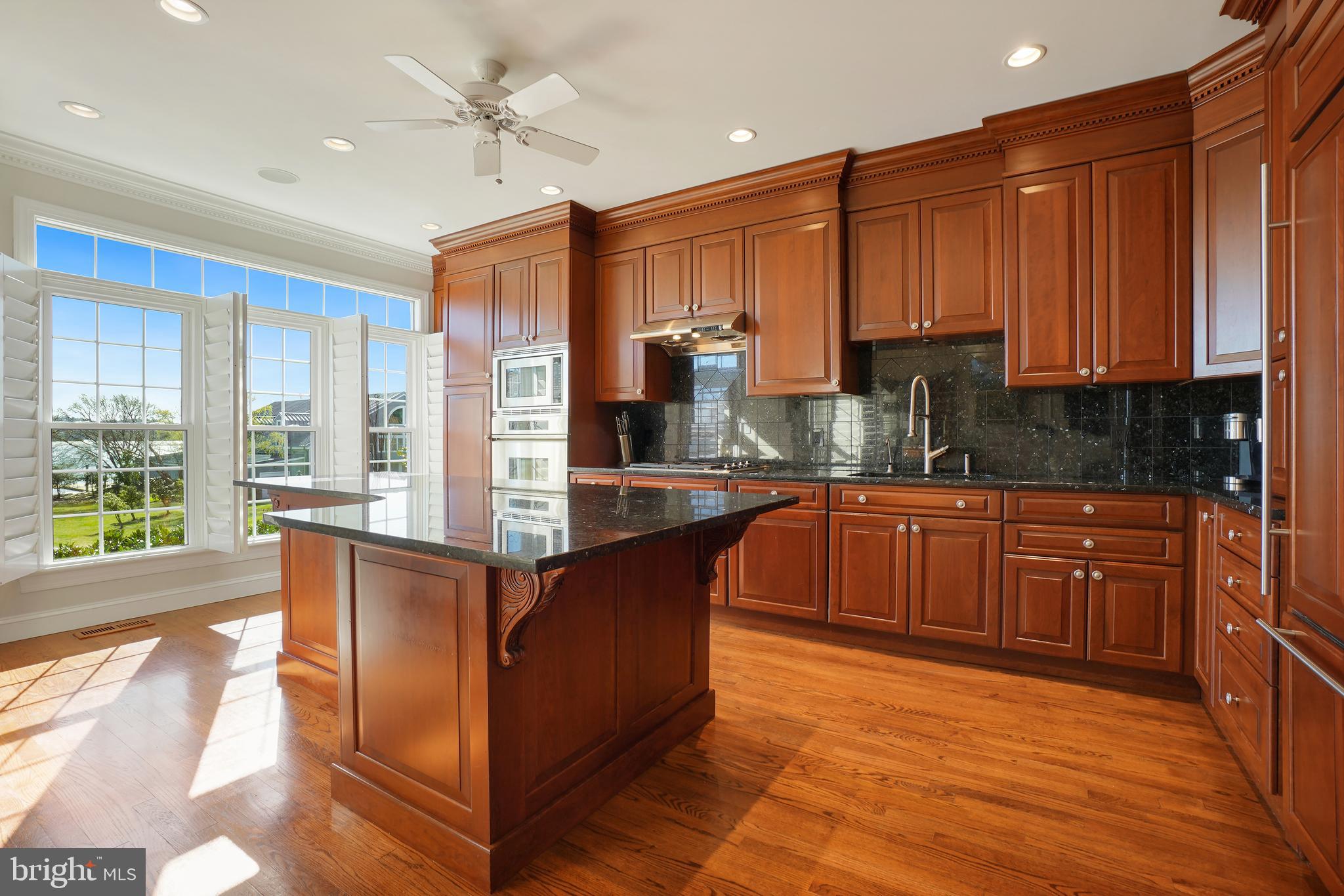 RIVERGATE - Residential