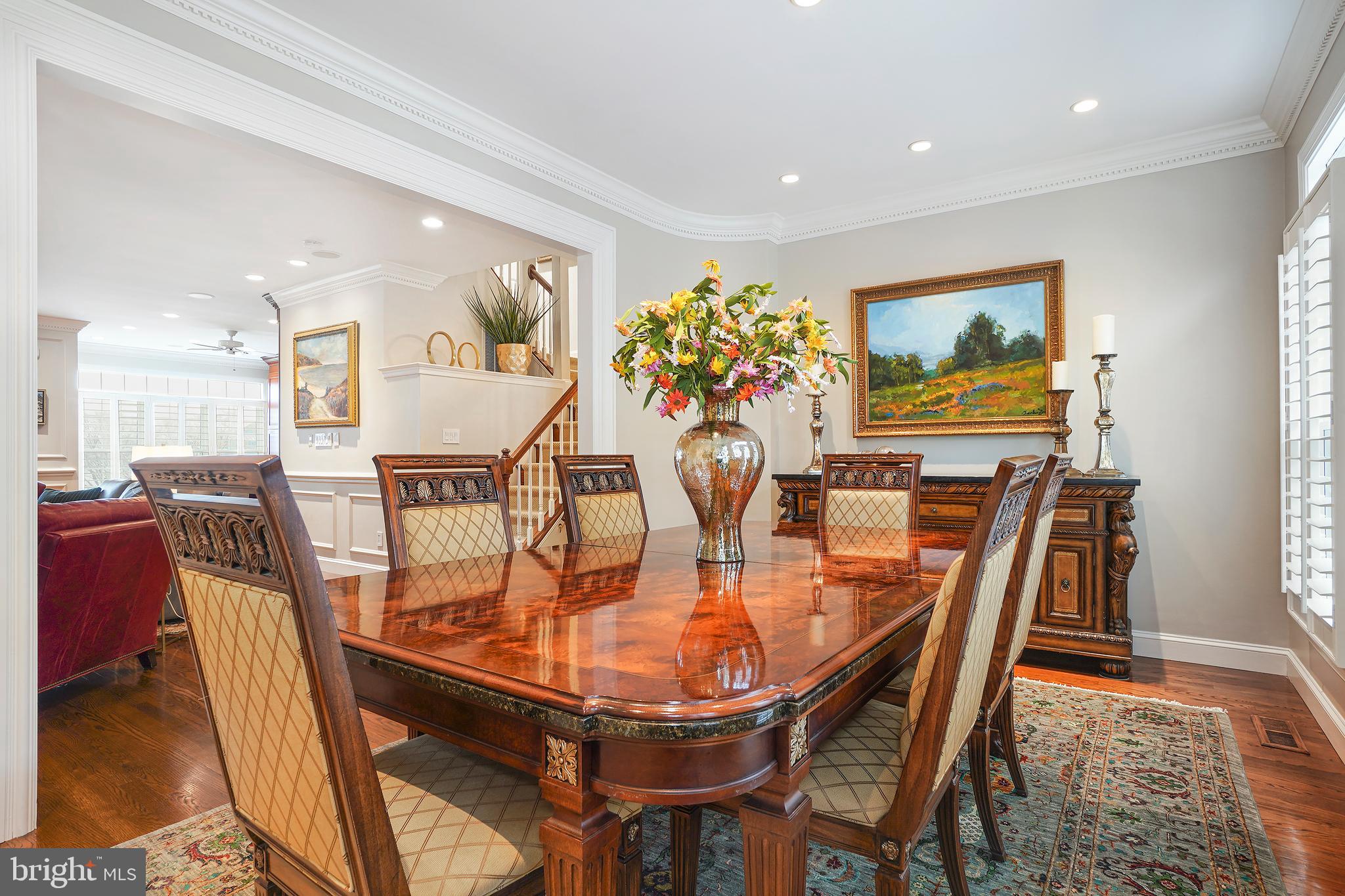 RIVERGATE - Residential