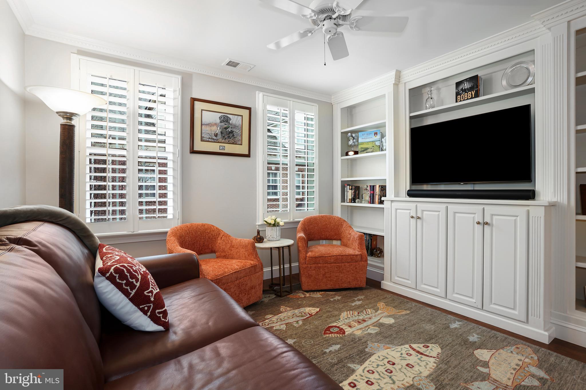 RIVERGATE - Residential