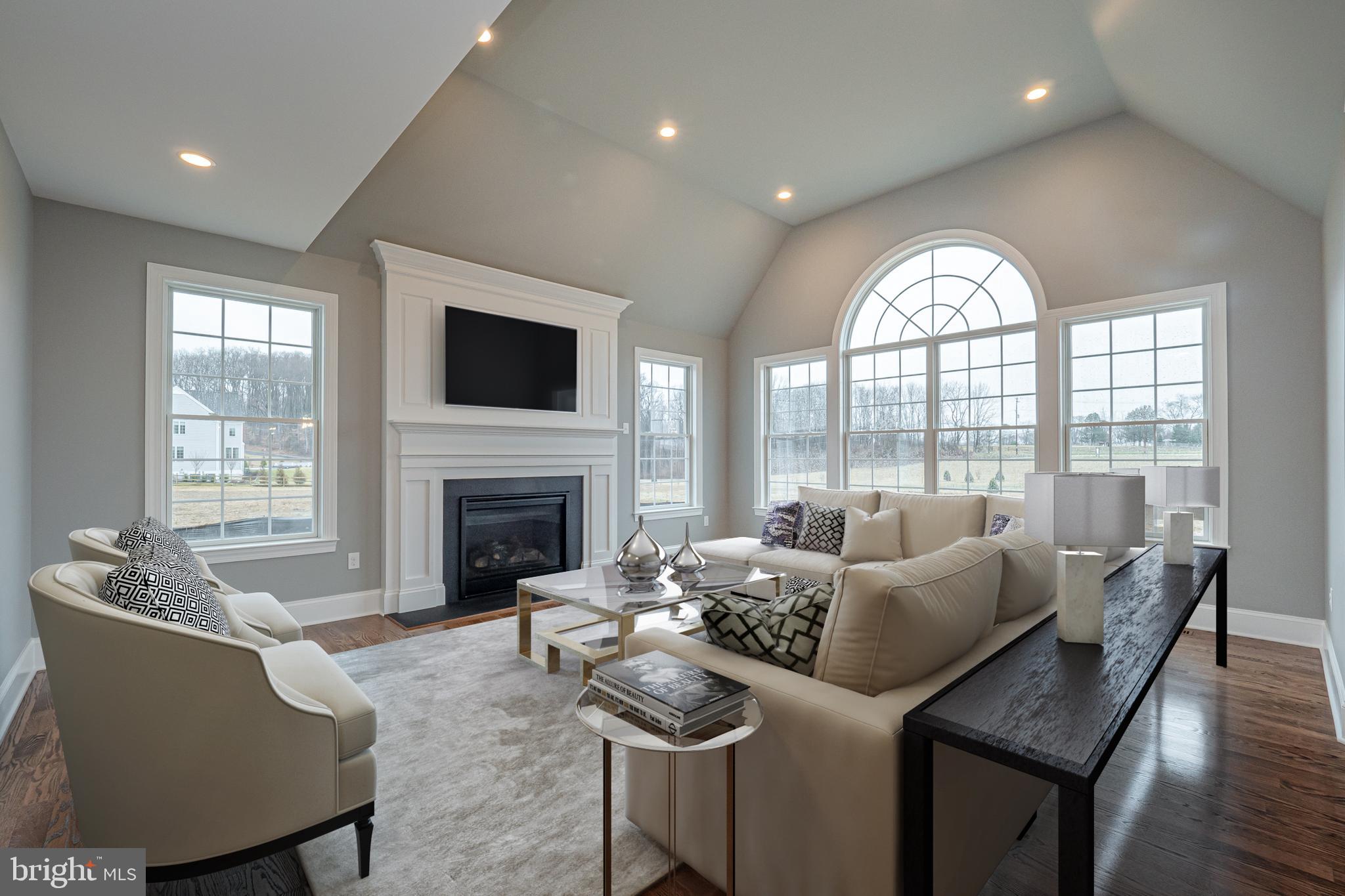 ESTATES AT HOWELL RIDGE - Residential