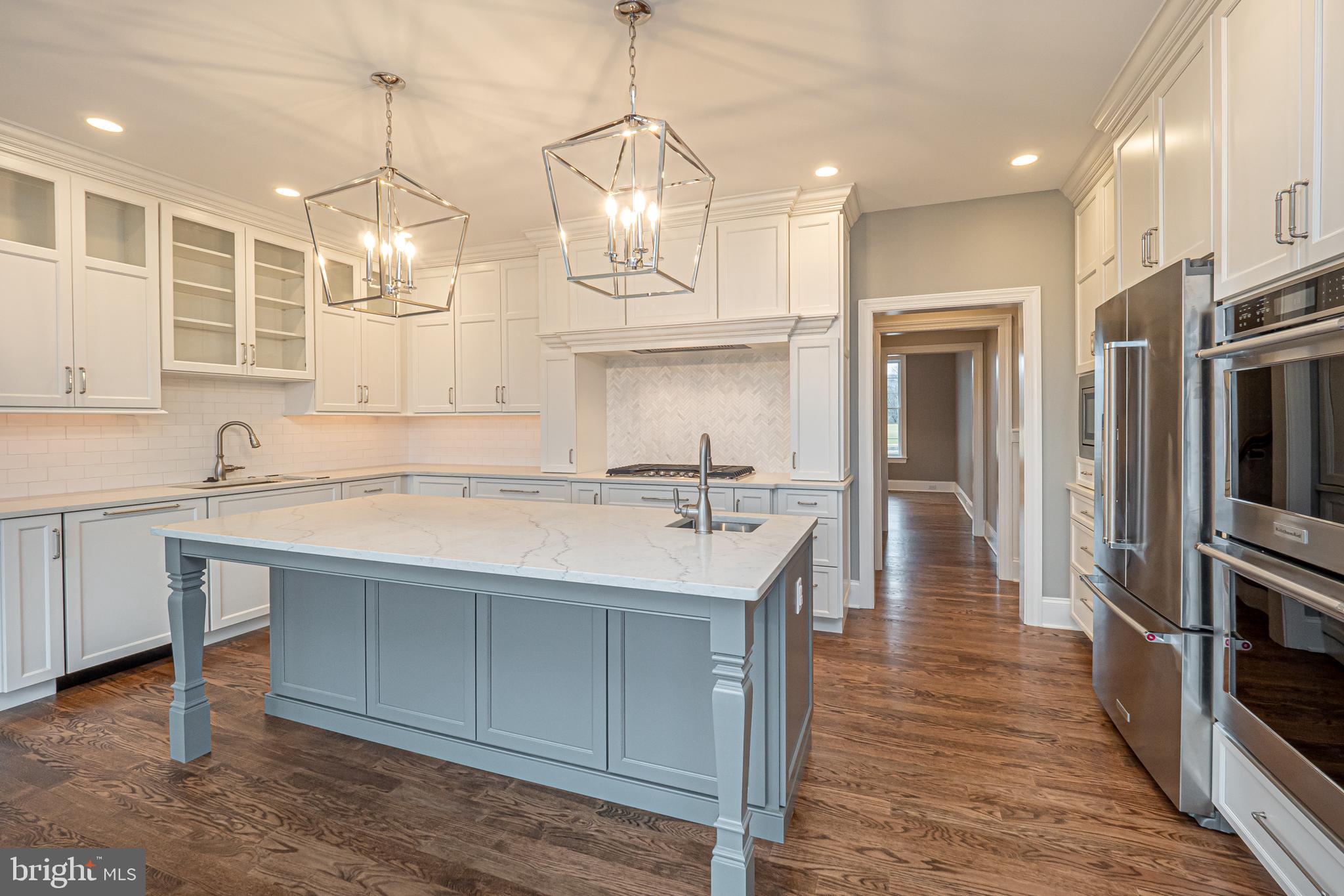 ESTATES AT HOWELL RIDGE - Residential
