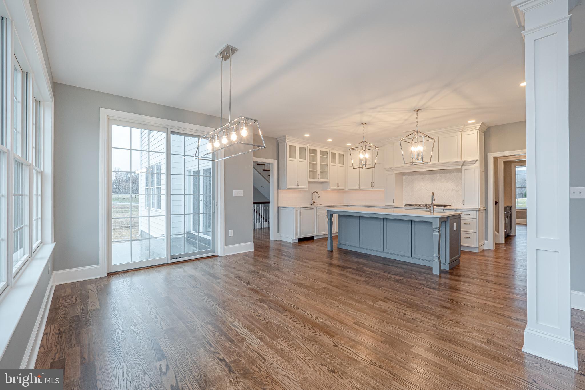 ESTATES AT HOWELL RIDGE - Residential