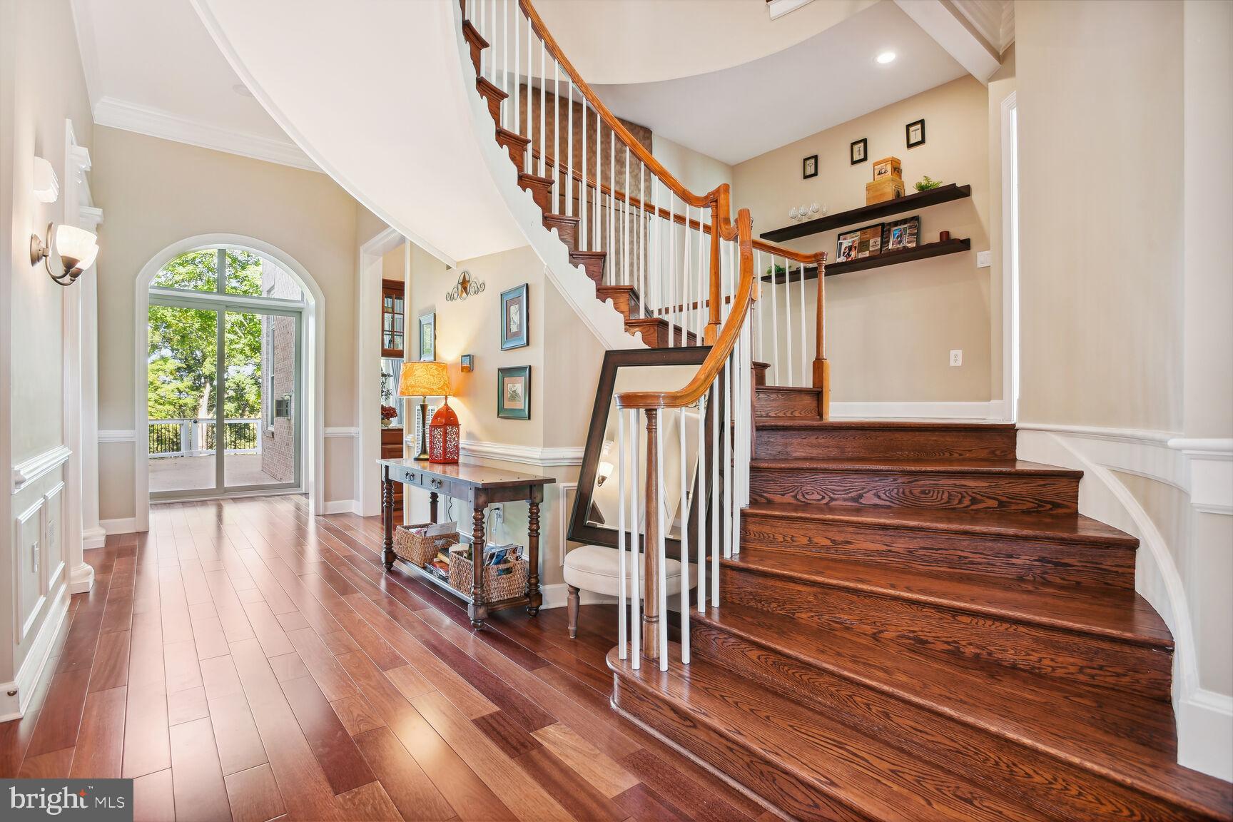 RIVER CREEK - Residential Lease