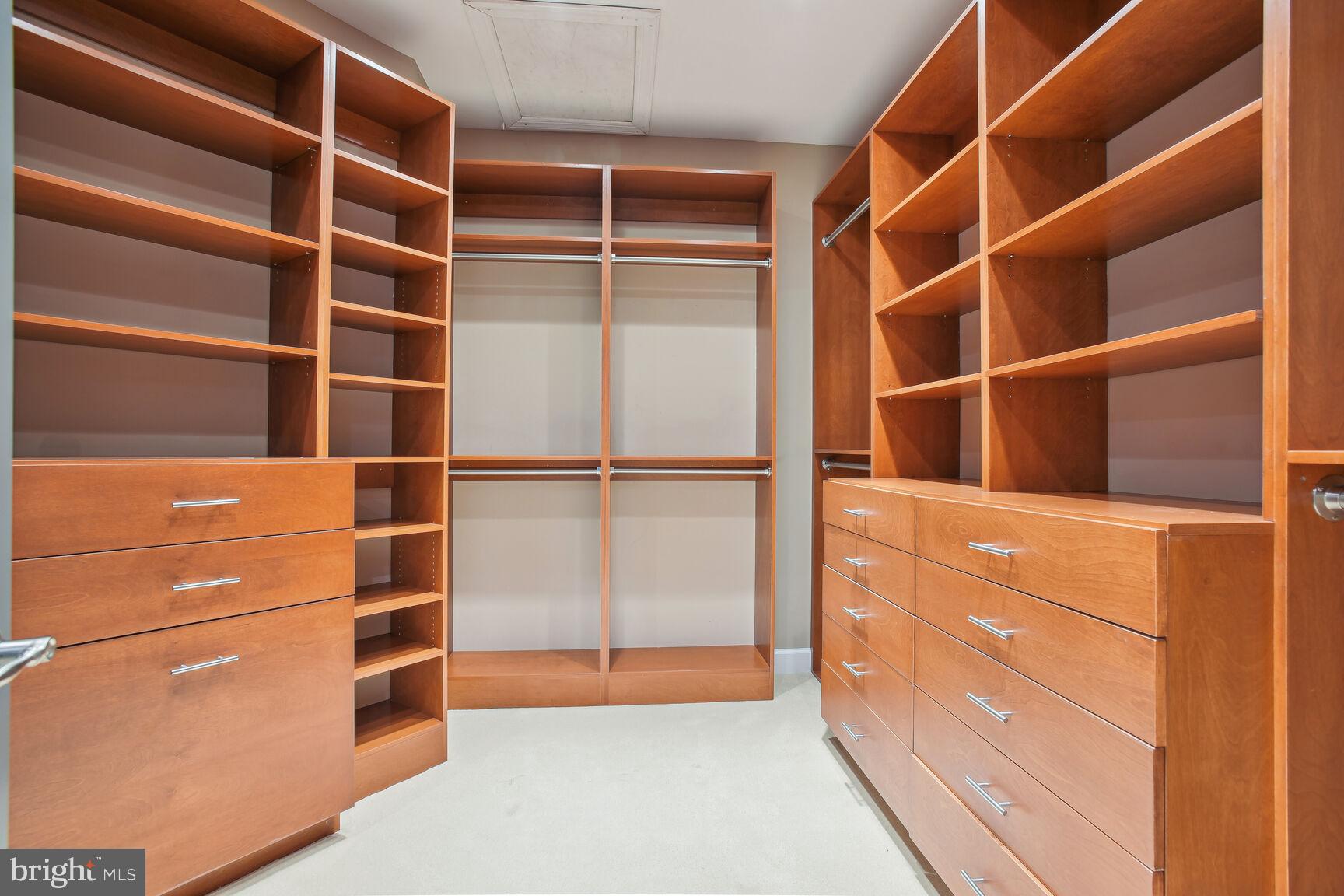 RIVER CREEK - Residential Lease