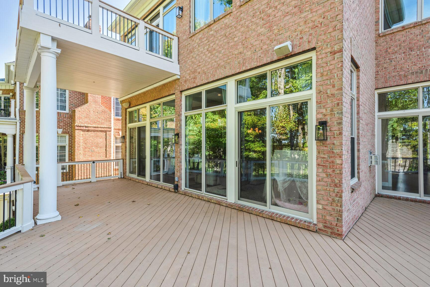 RIVER CREEK - Residential Lease