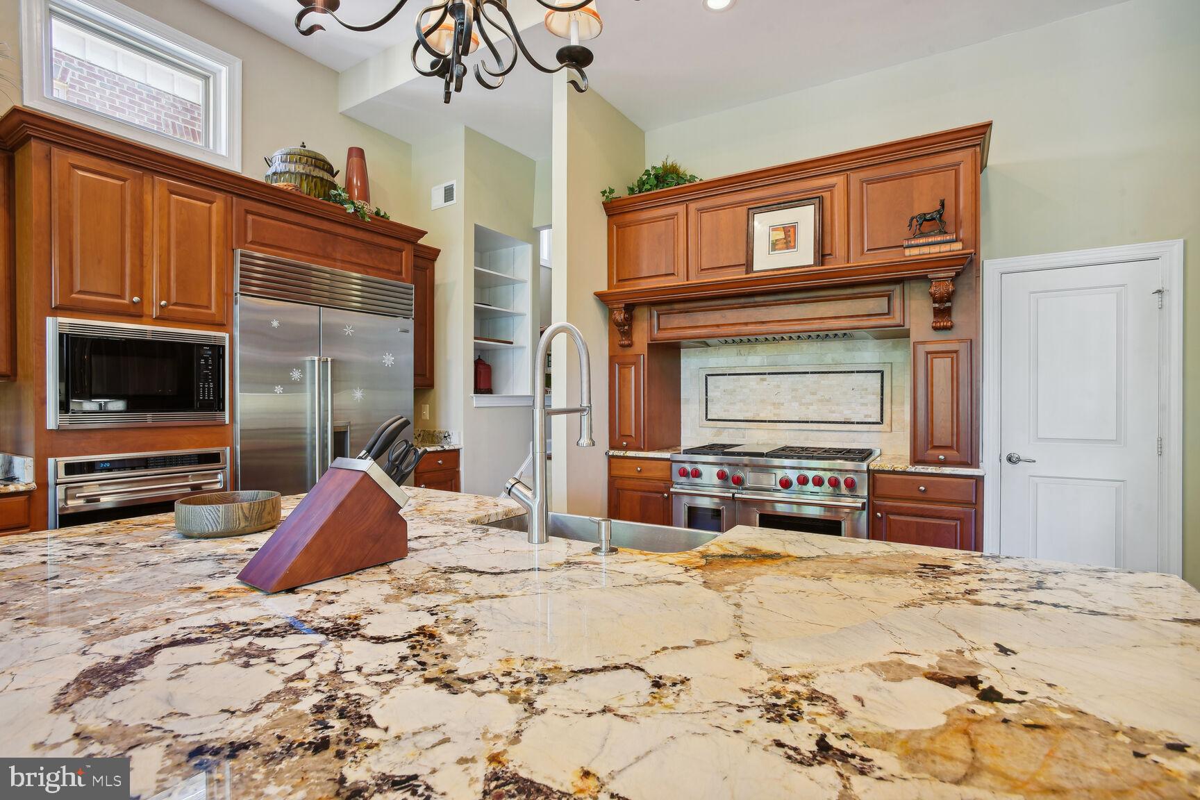 RIVER CREEK - Residential Lease