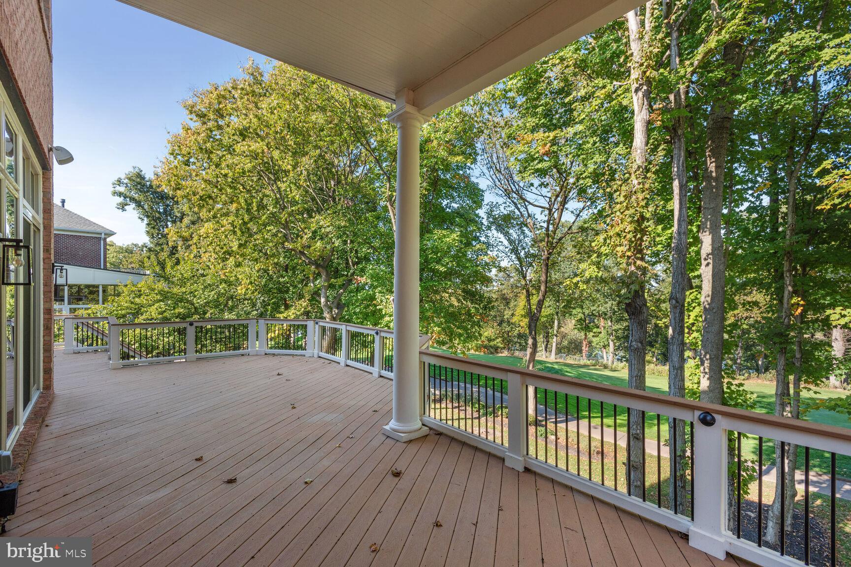 RIVER CREEK - Residential Lease