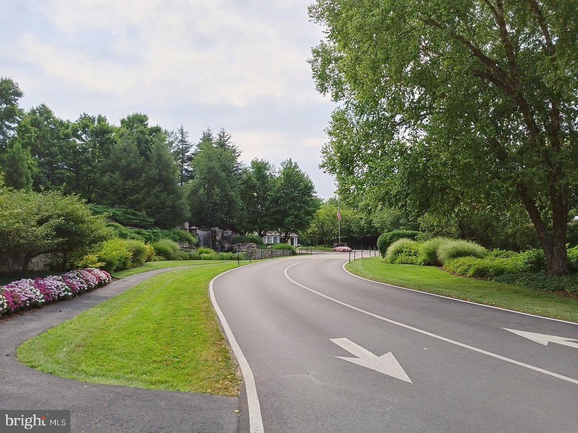 RIVER CREEK - Residential Lease