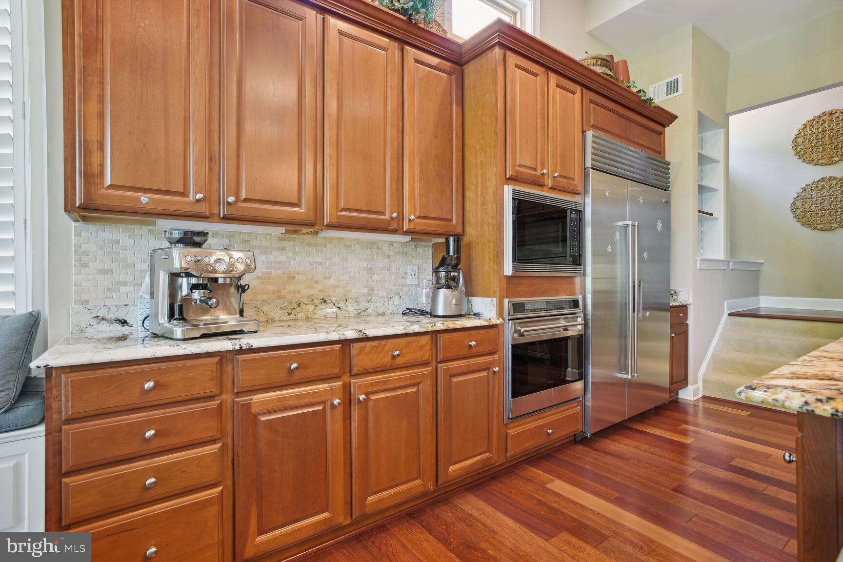 RIVER CREEK - Residential Lease