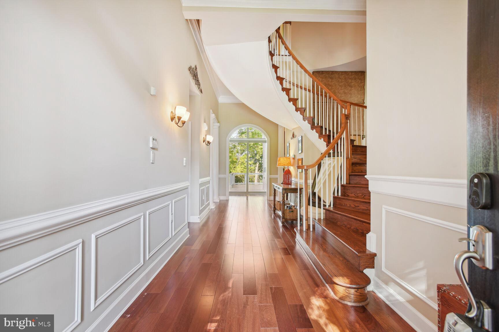 RIVER CREEK - Residential Lease