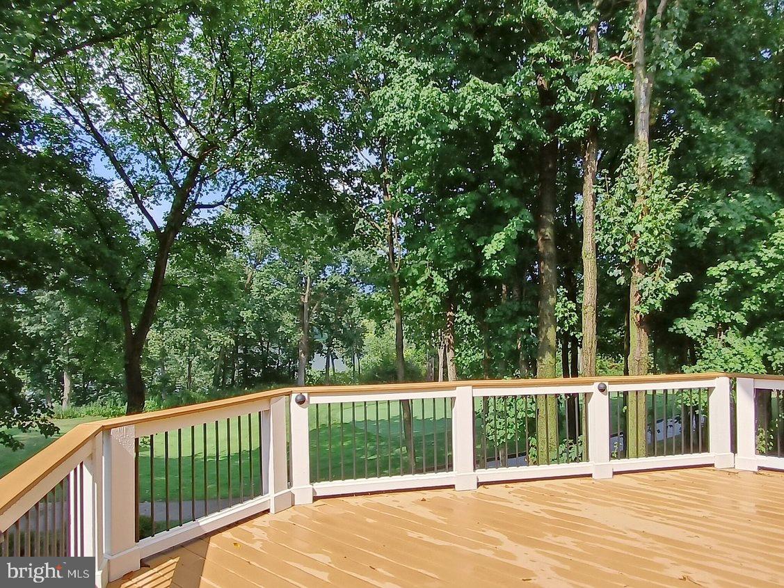 RIVER CREEK - Residential Lease