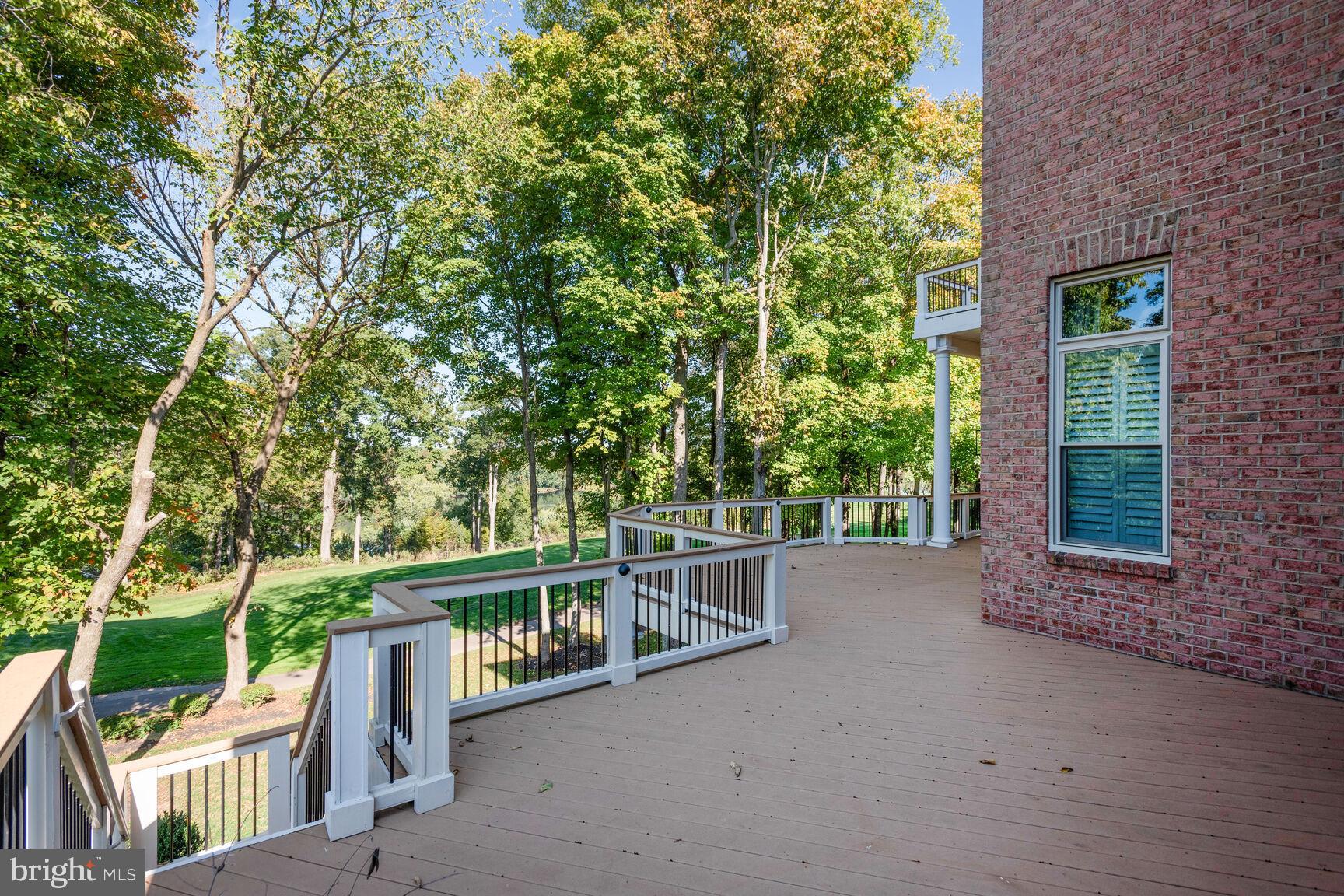 RIVER CREEK - Residential Lease