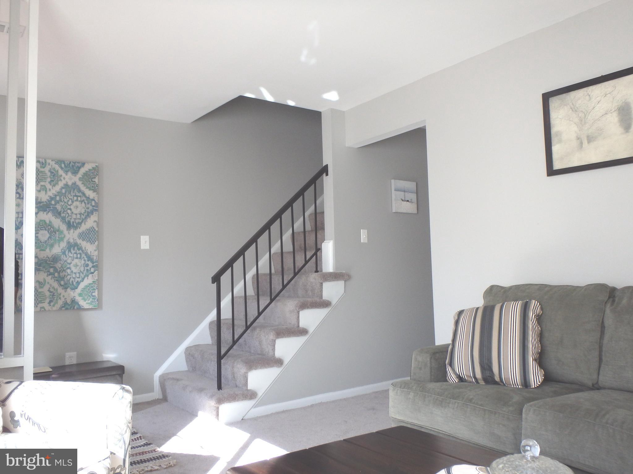 APPLEWALK CONDO - Residential