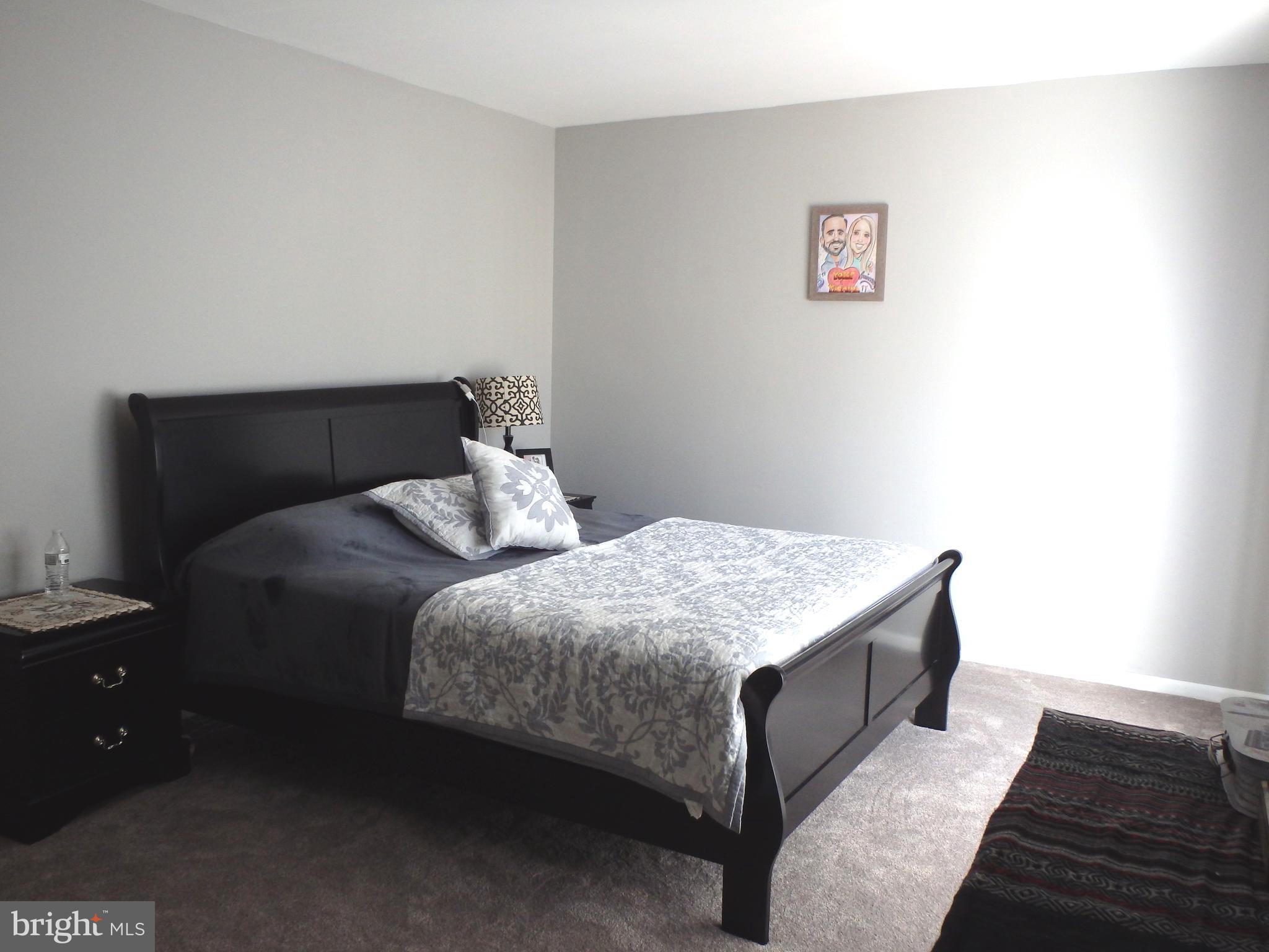 APPLEWALK CONDO - Residential