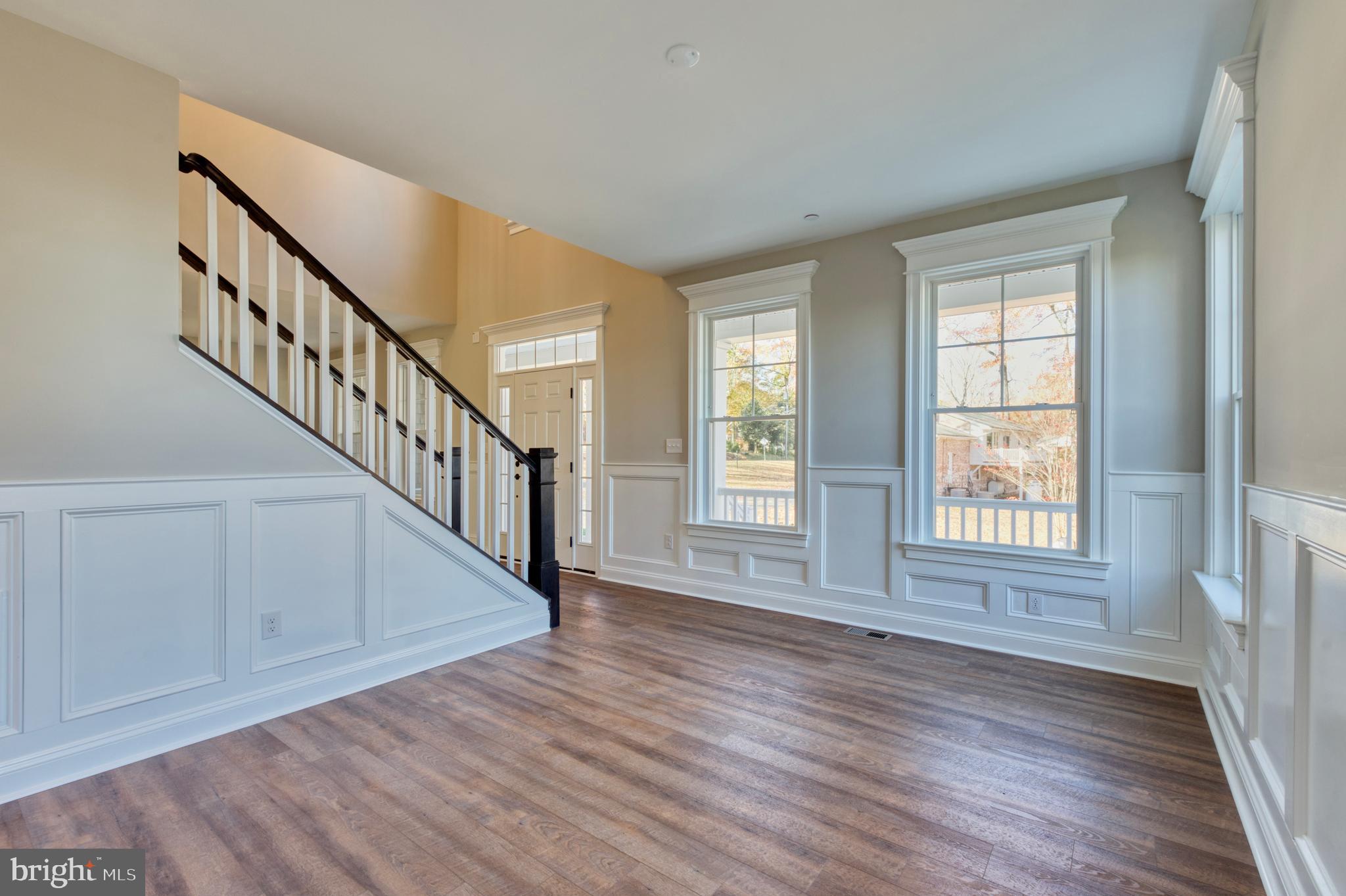 ANNAPOLIS ROADS - Residential