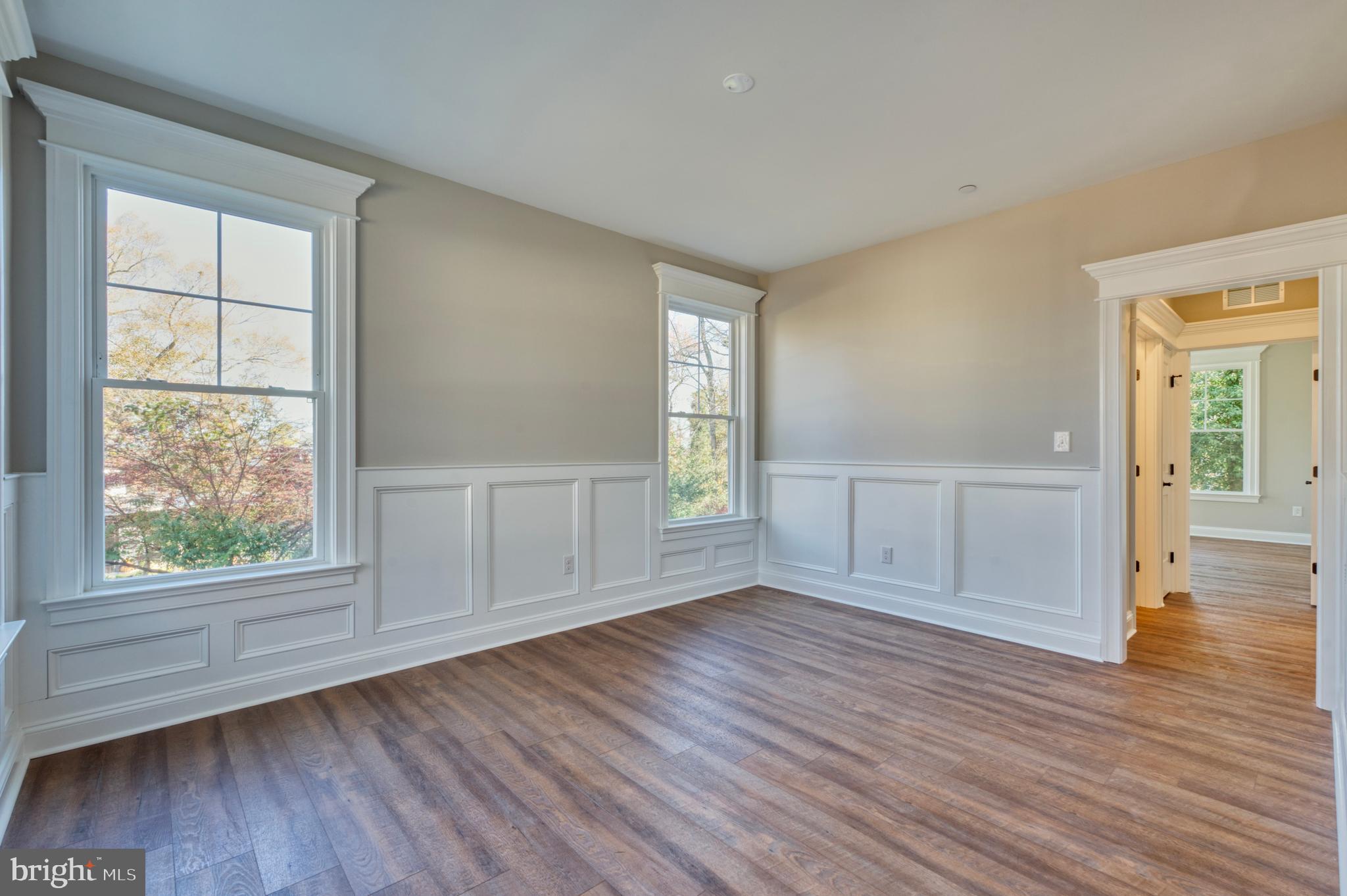 ANNAPOLIS ROADS - Residential