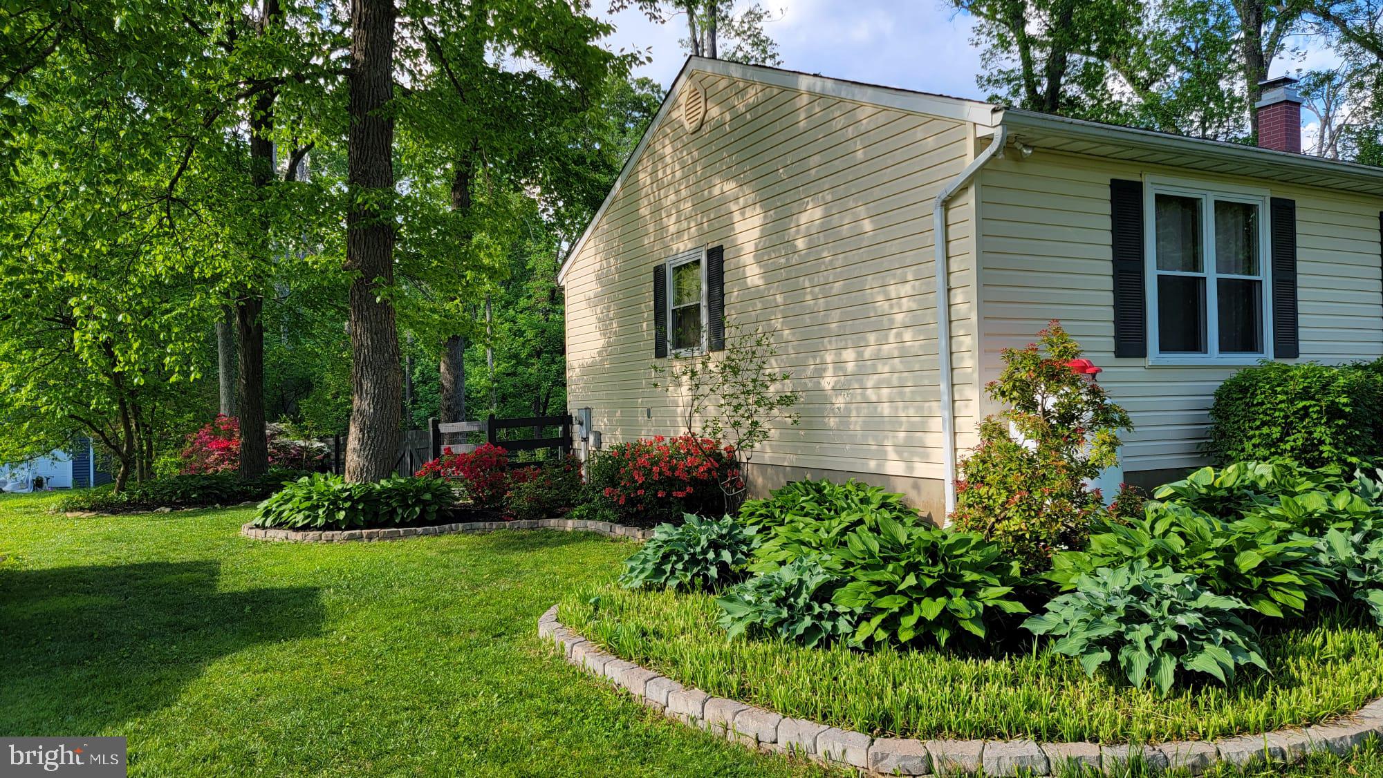 WOLF HILL - Residential