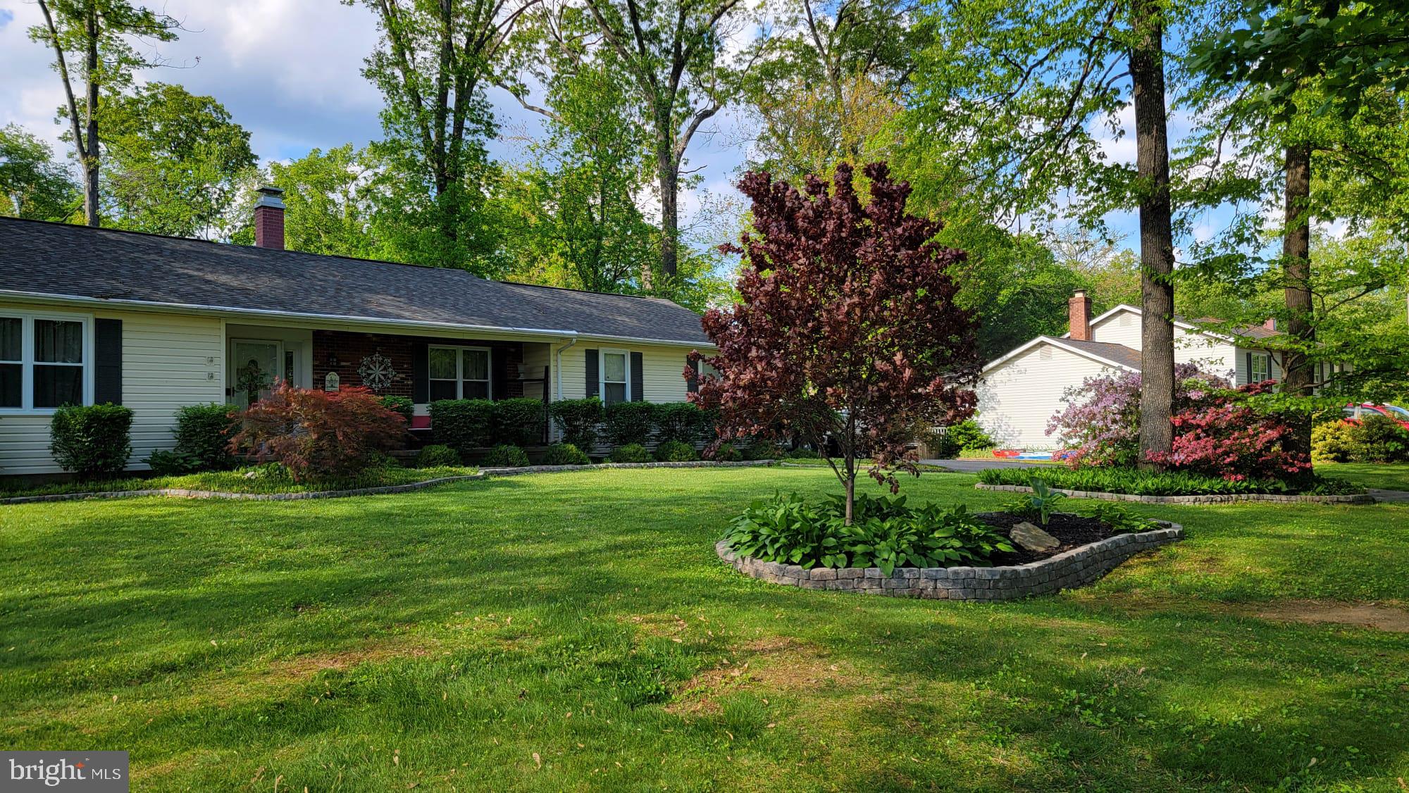 WOLF HILL - Residential
