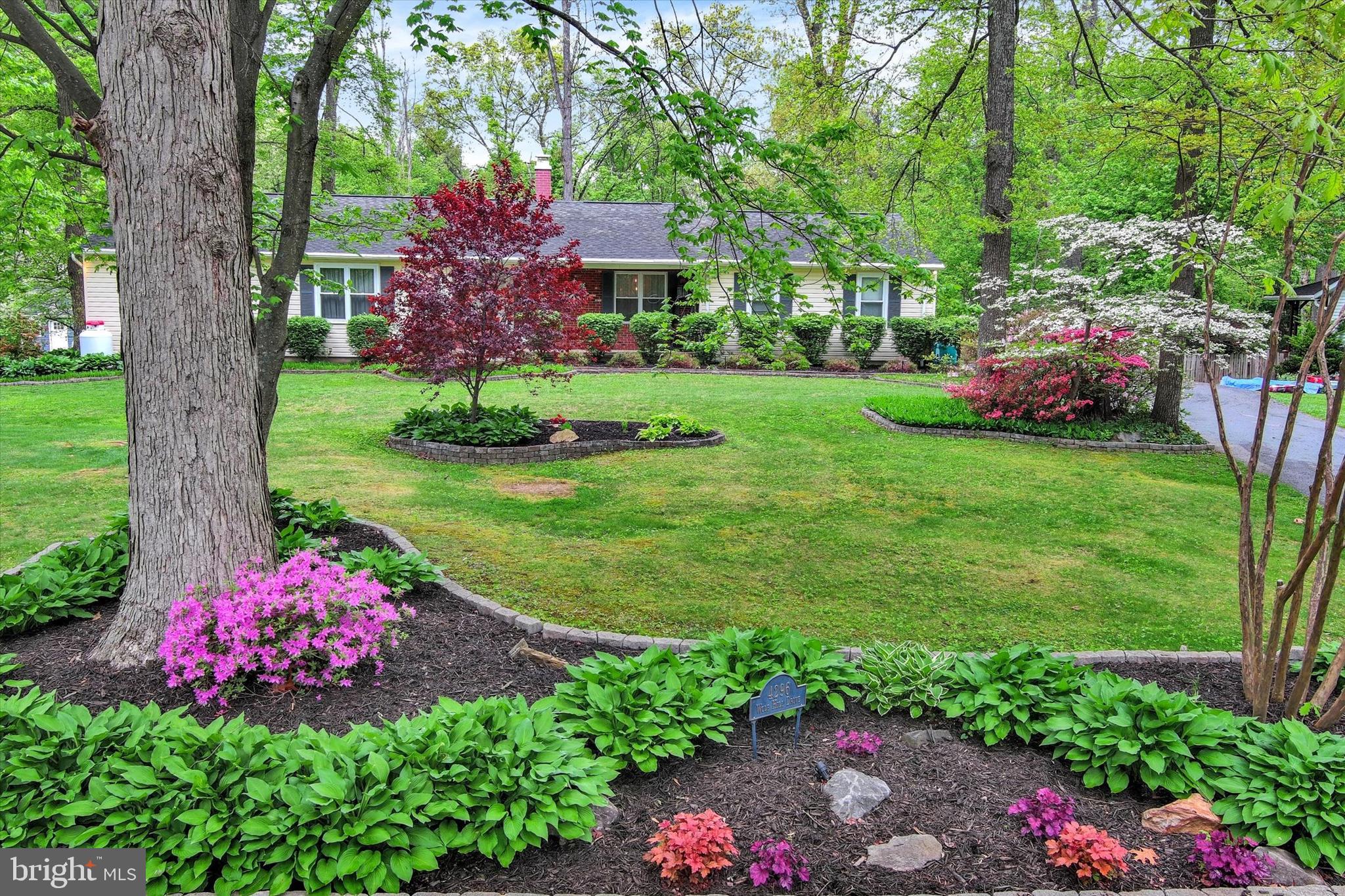 WOLF HILL - Residential