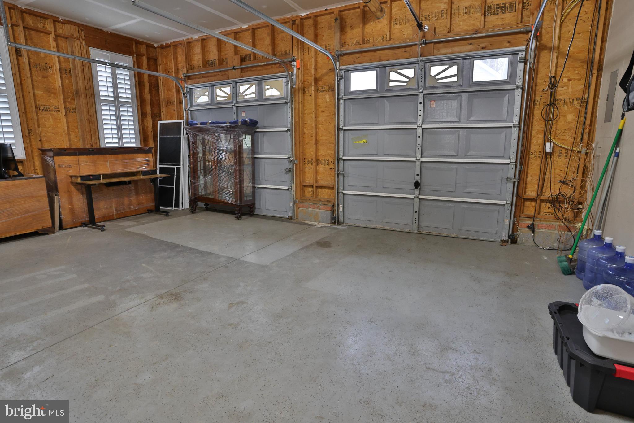 ESTATES OF CHANCELLORSVILLE - Residential