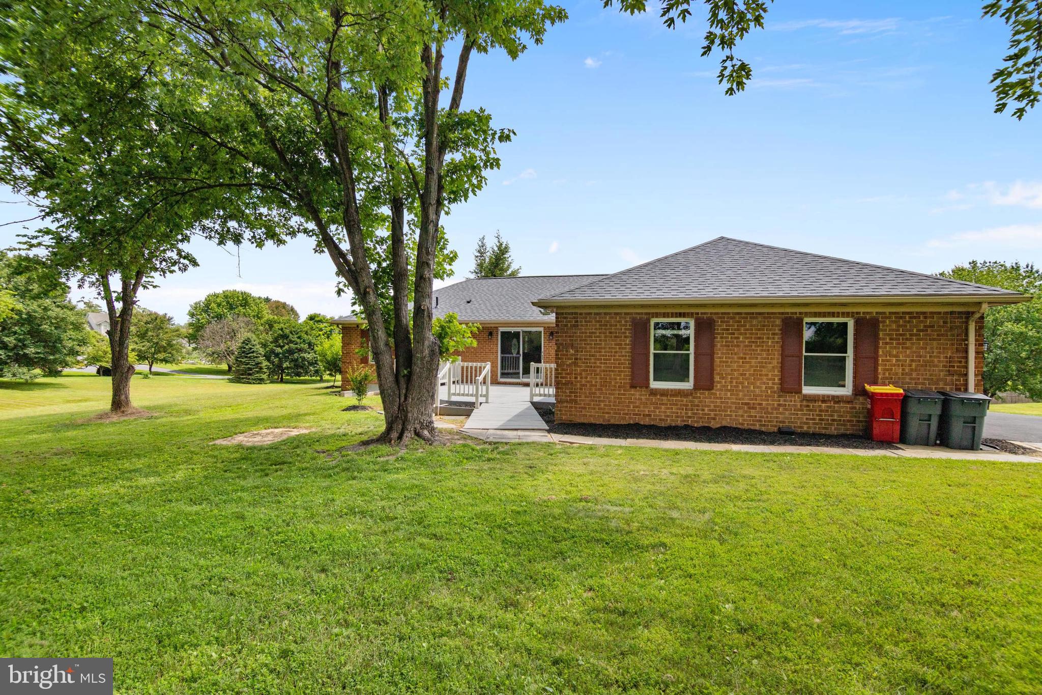 CLOVERDALE HEIGHTS - Residential