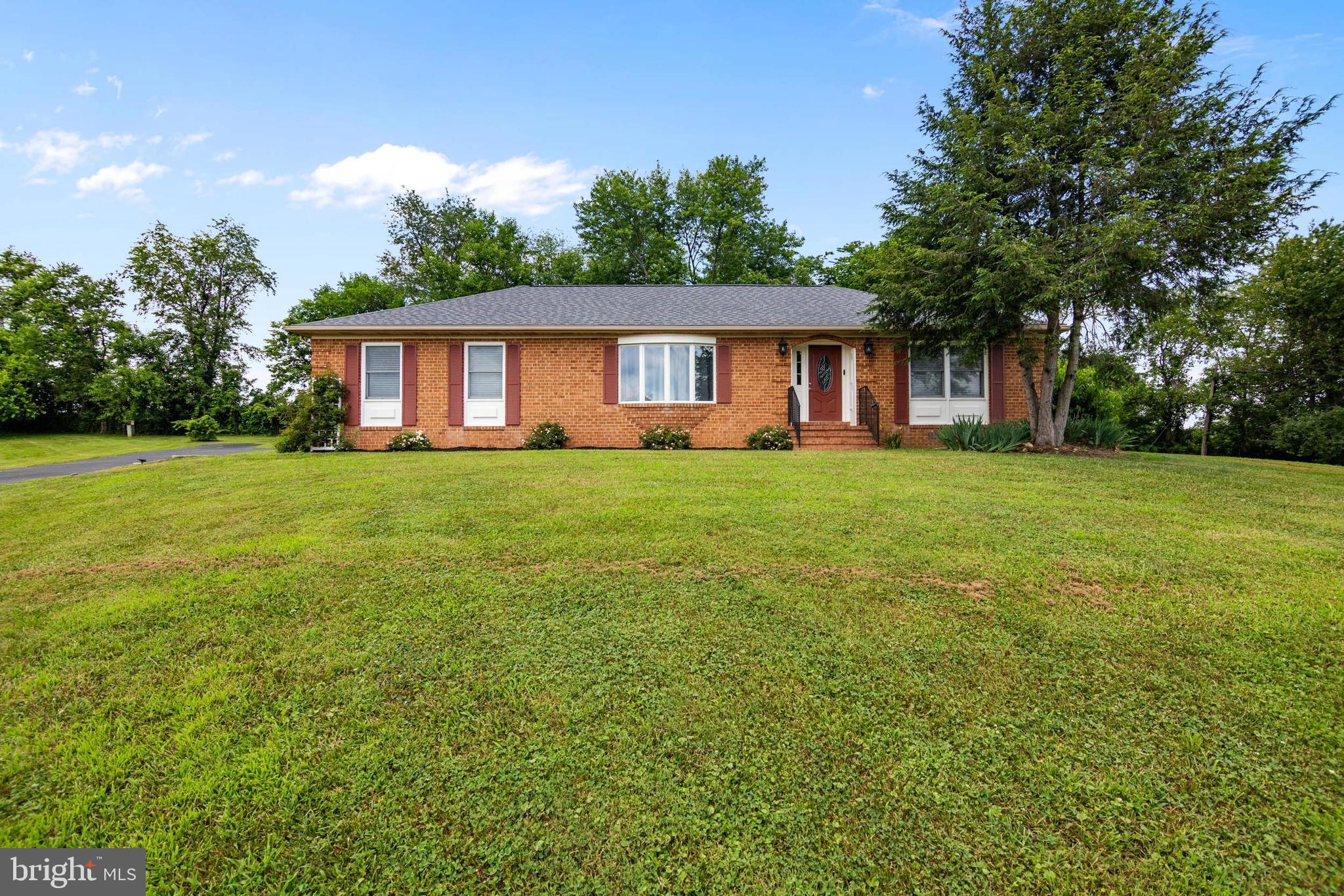 CLOVERDALE HEIGHTS - Residential