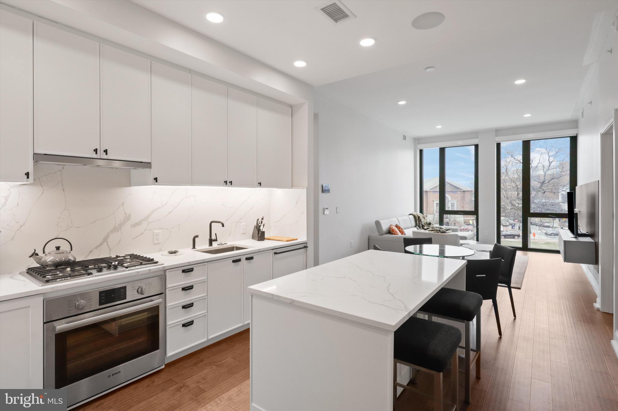 1111 PENNSYLVANIA AVENUE SE 304