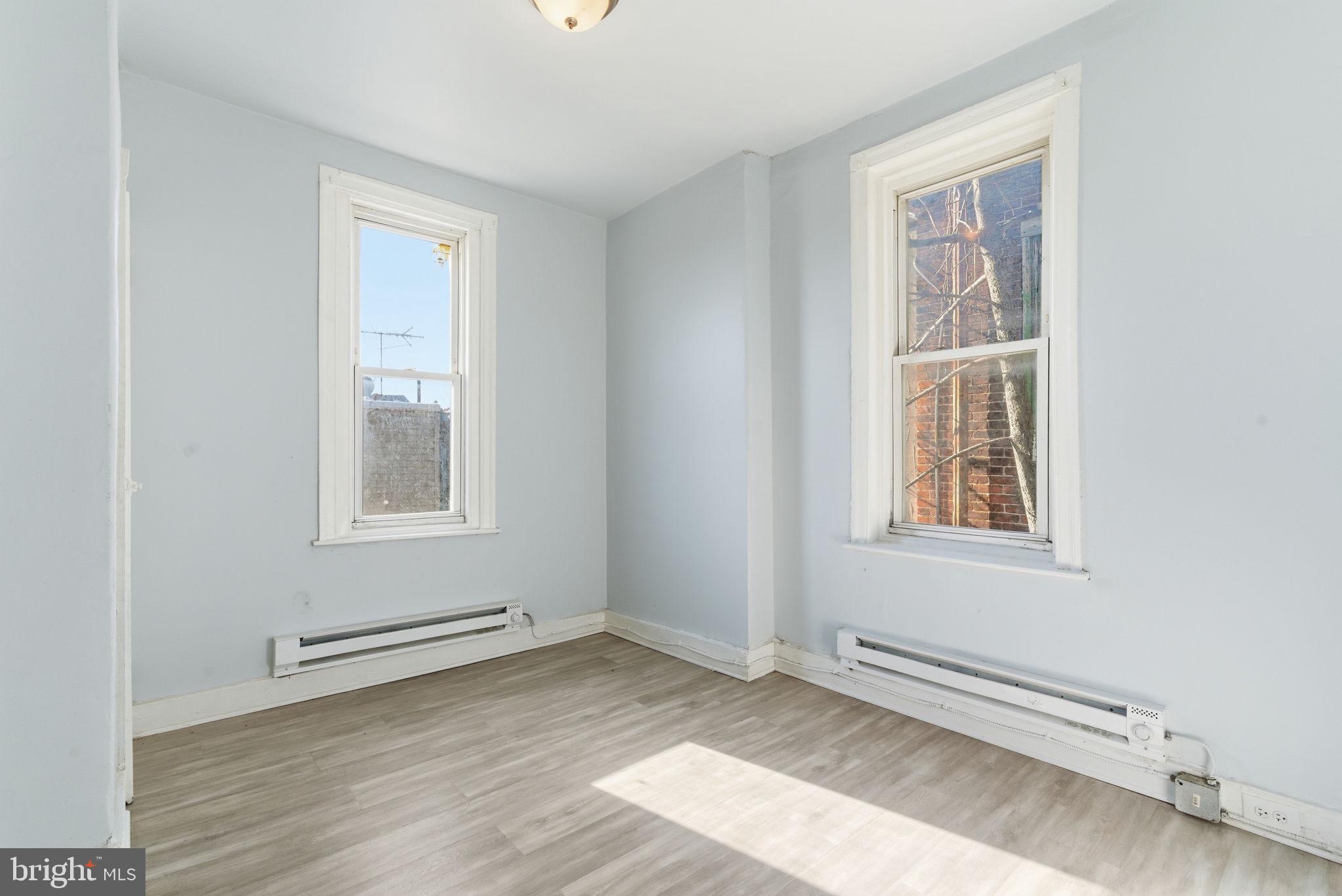 HARROWGATE - Residential