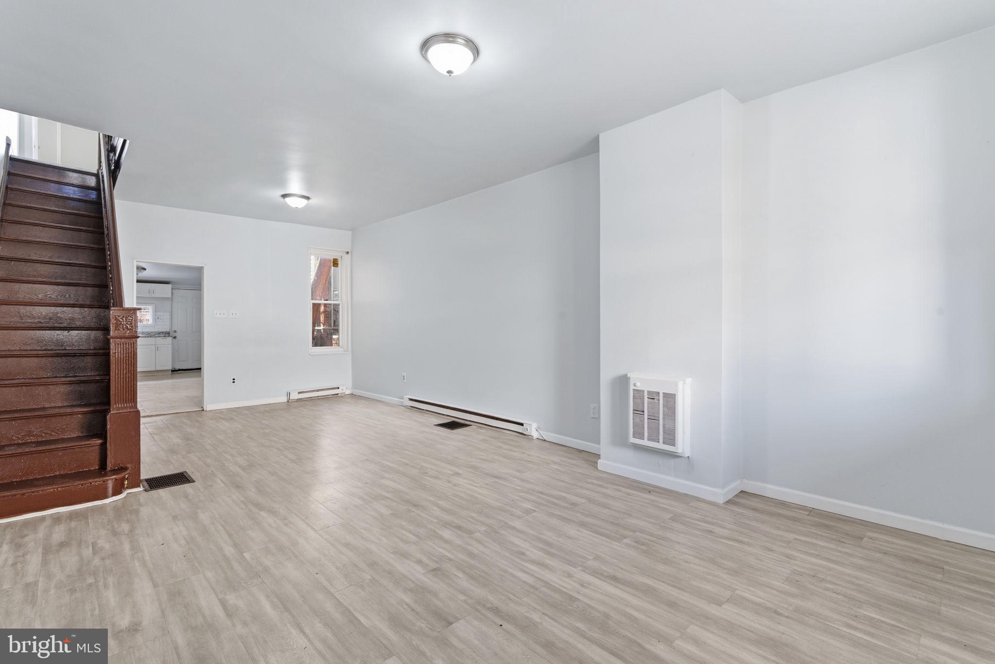 HARROWGATE - Residential