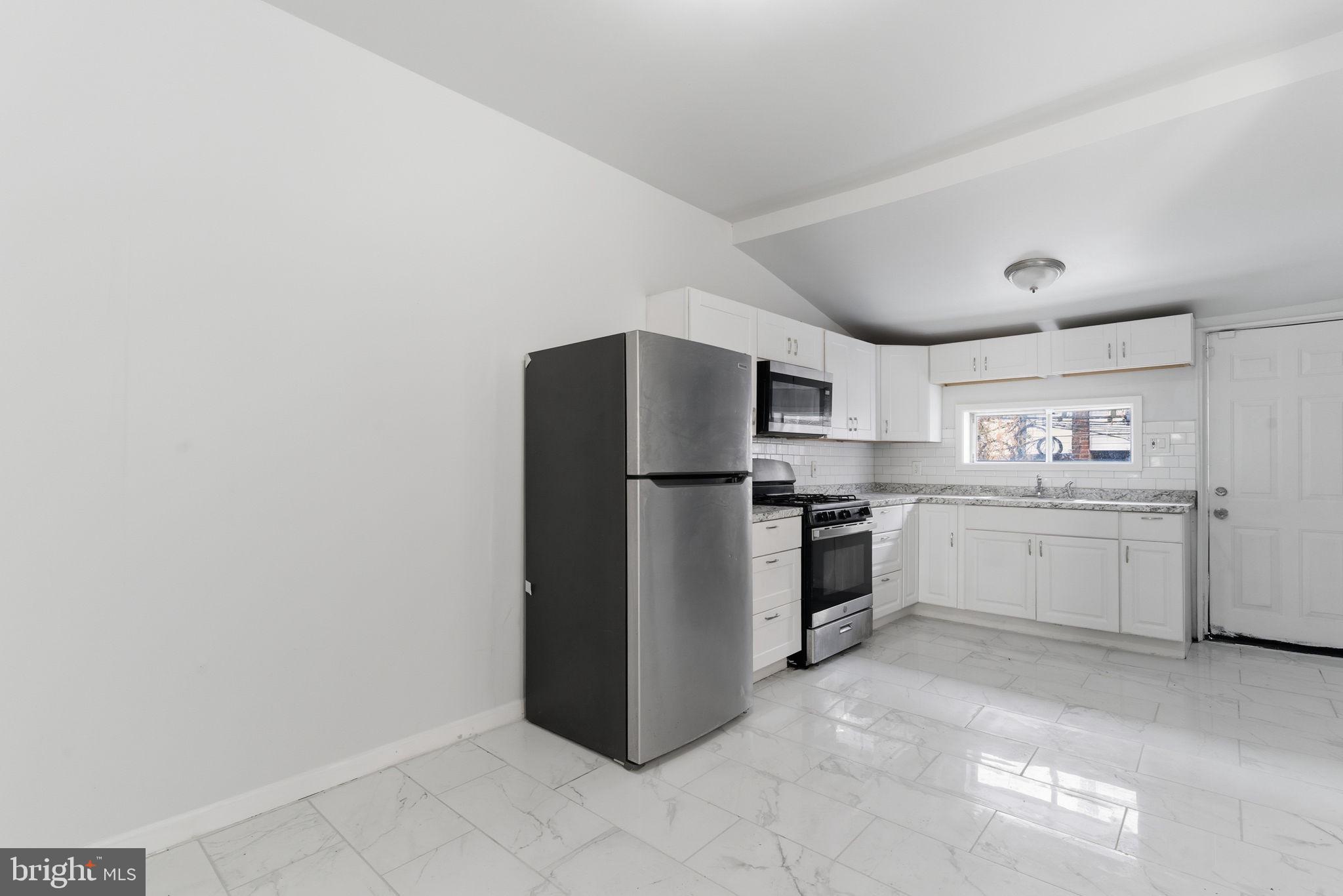 HARROWGATE - Residential