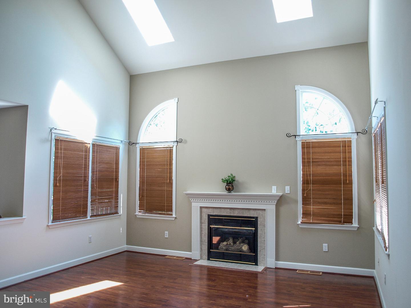 GREEN VALLEY ESTAT - Residential